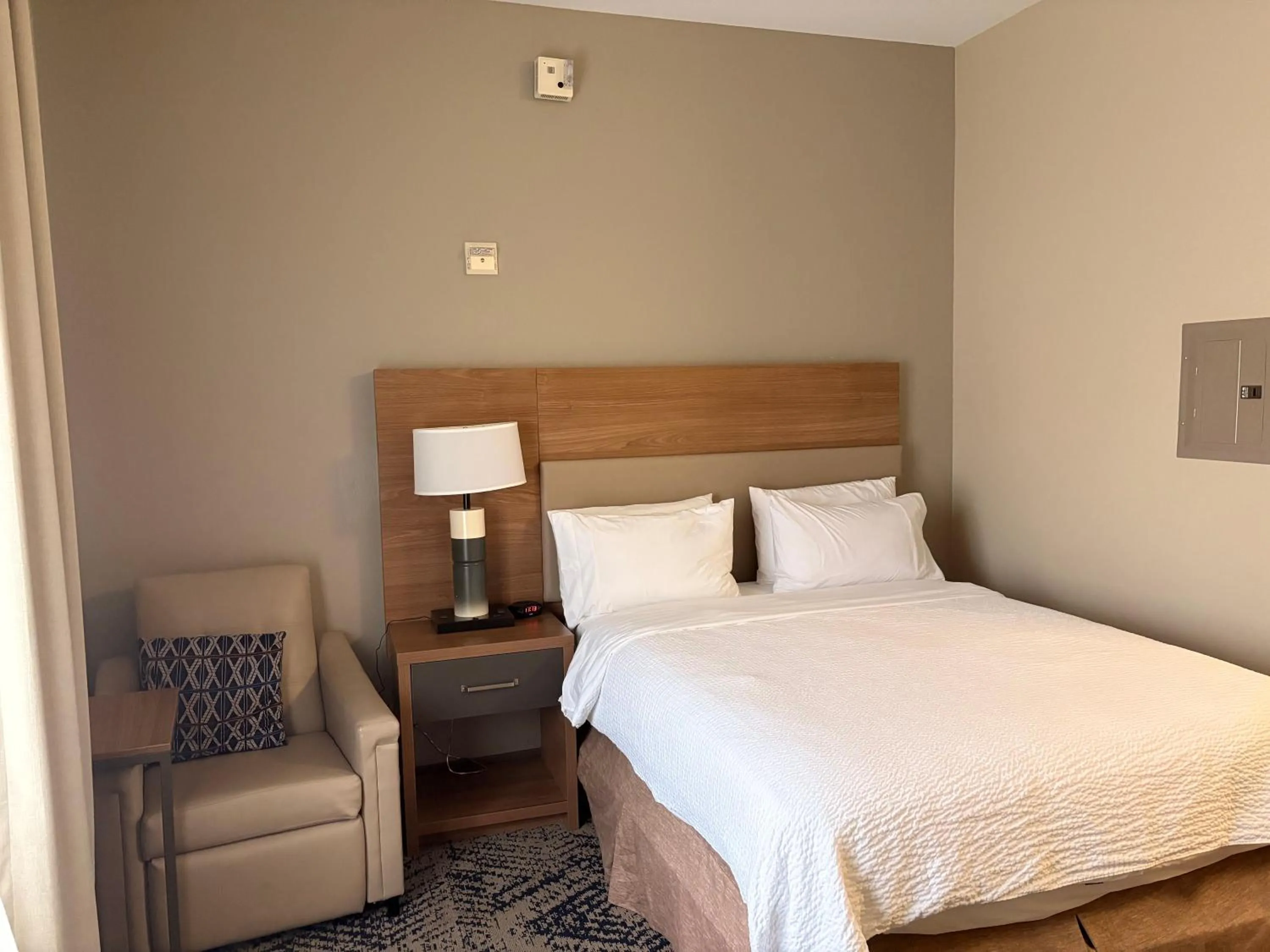 Bed in Candlewood Suites Longview by IHG