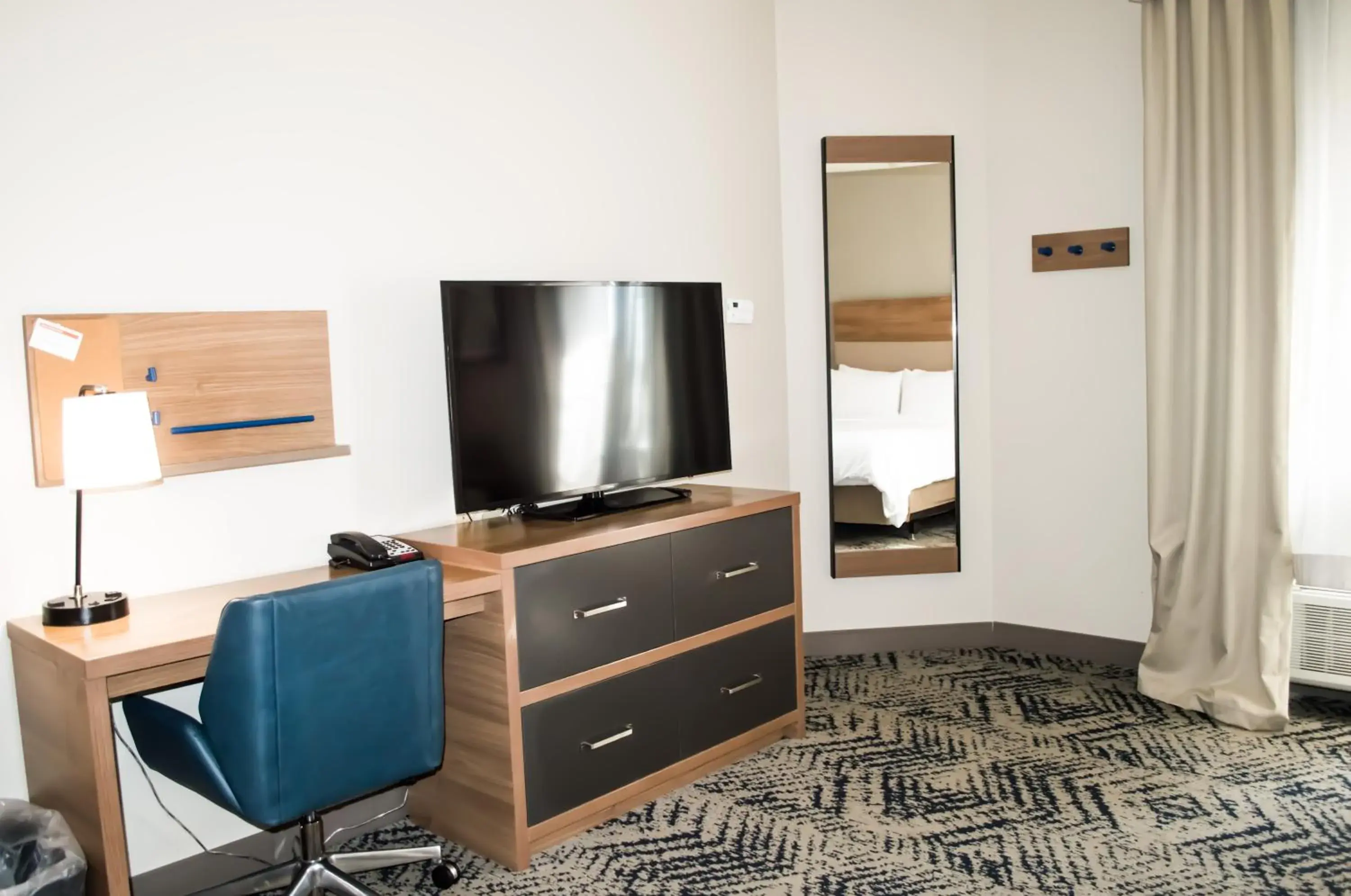 Studio Queen Suite in Candlewood Suites Longview by IHG Studio Queen Suite in Candlewood Suites Longview by IHG