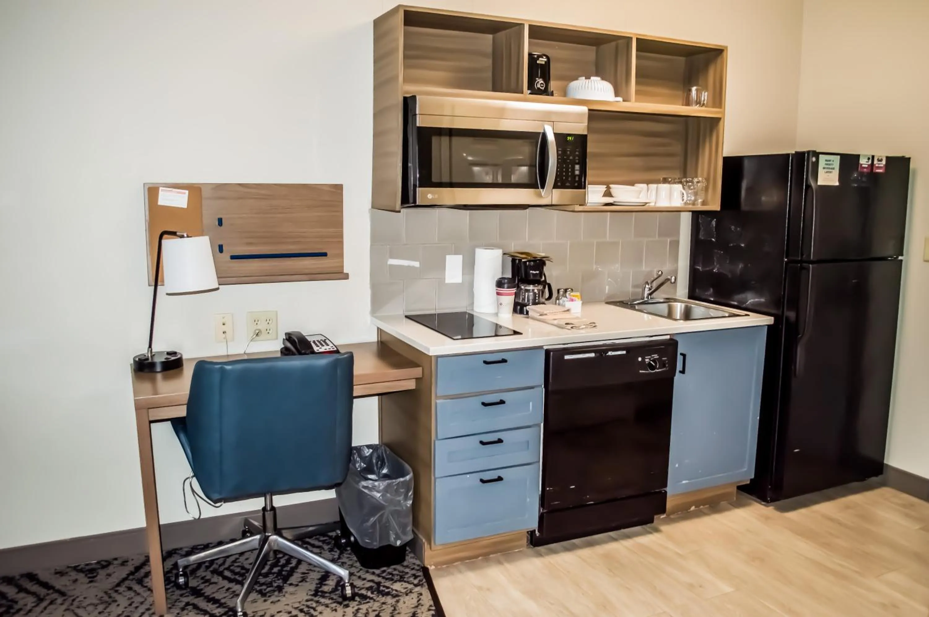 kitchen in Candlewood Suites Longview by IHG