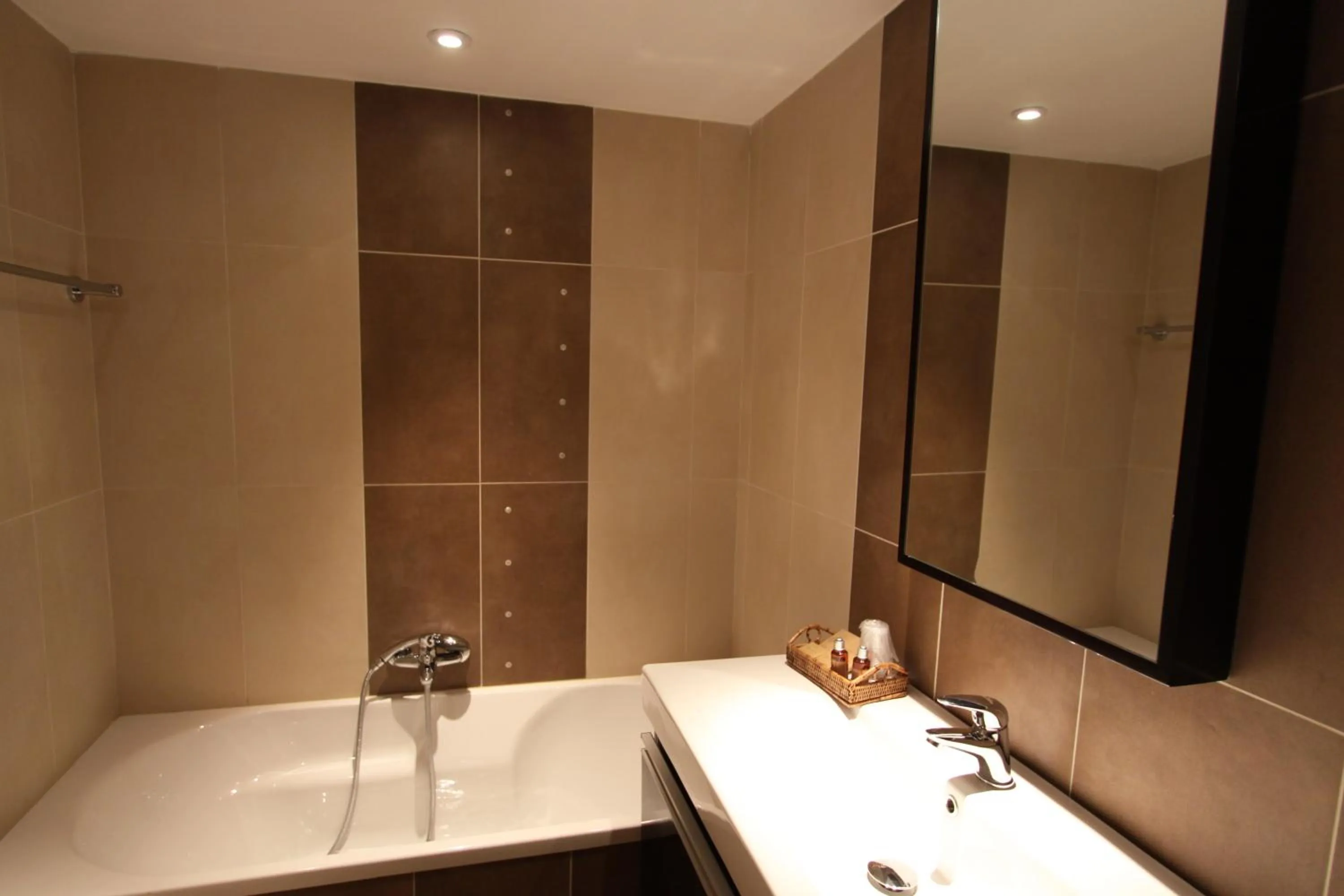 Bathroom in Hôtel A Madonetta