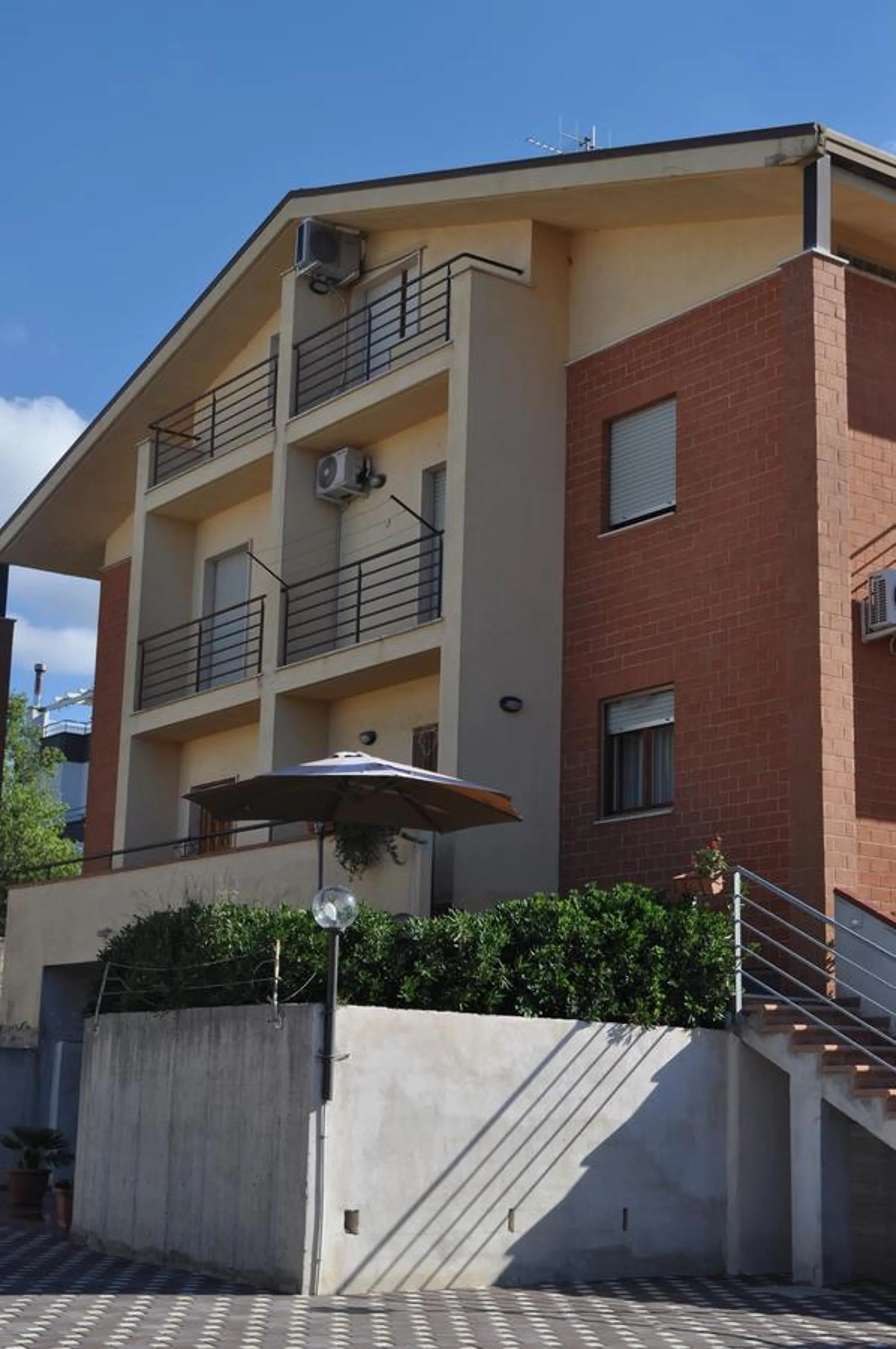 Property building in La Specchia
