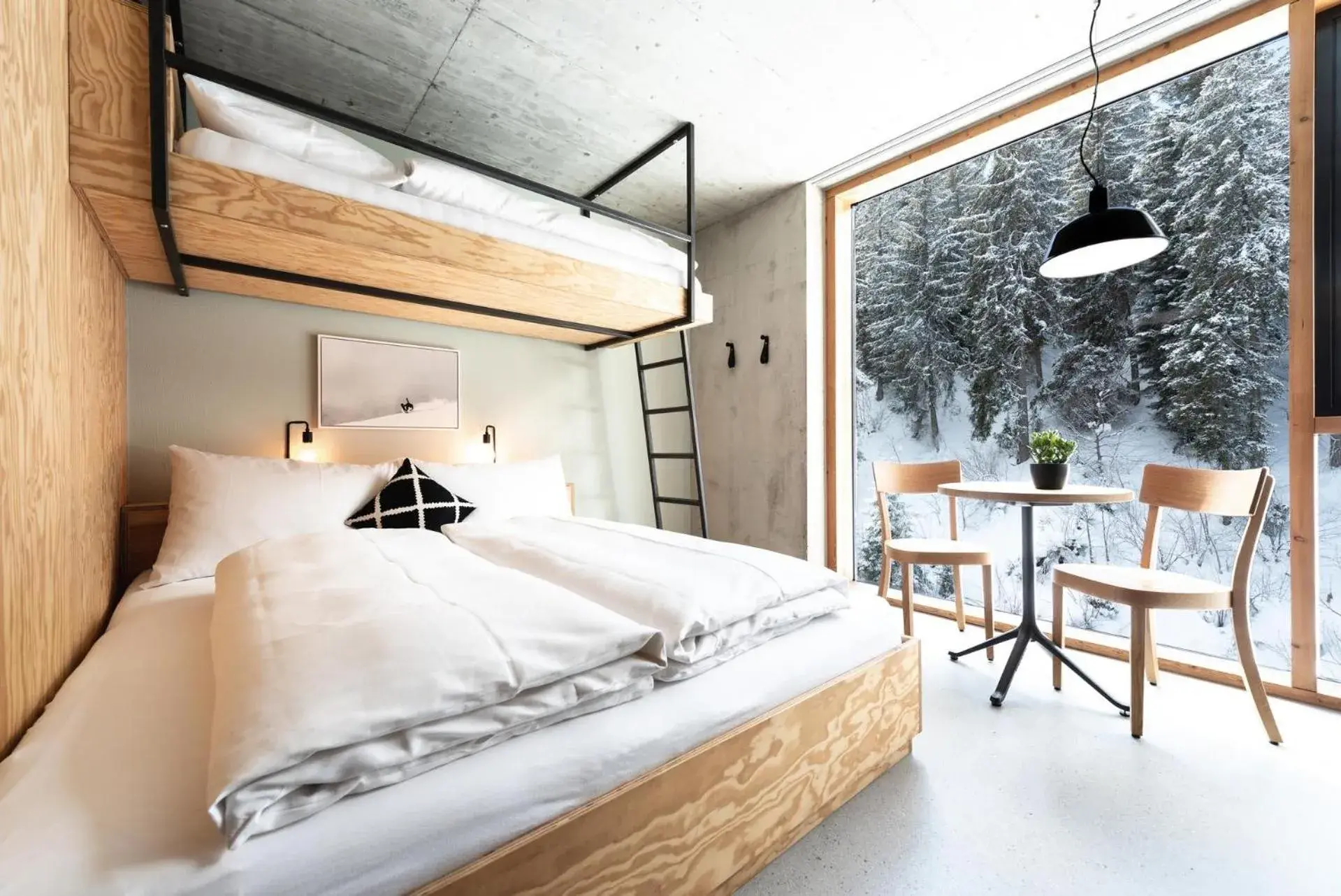 Family Room - single occupancy in Riders Hotel Family Room - single occupancy in Riders Hotel