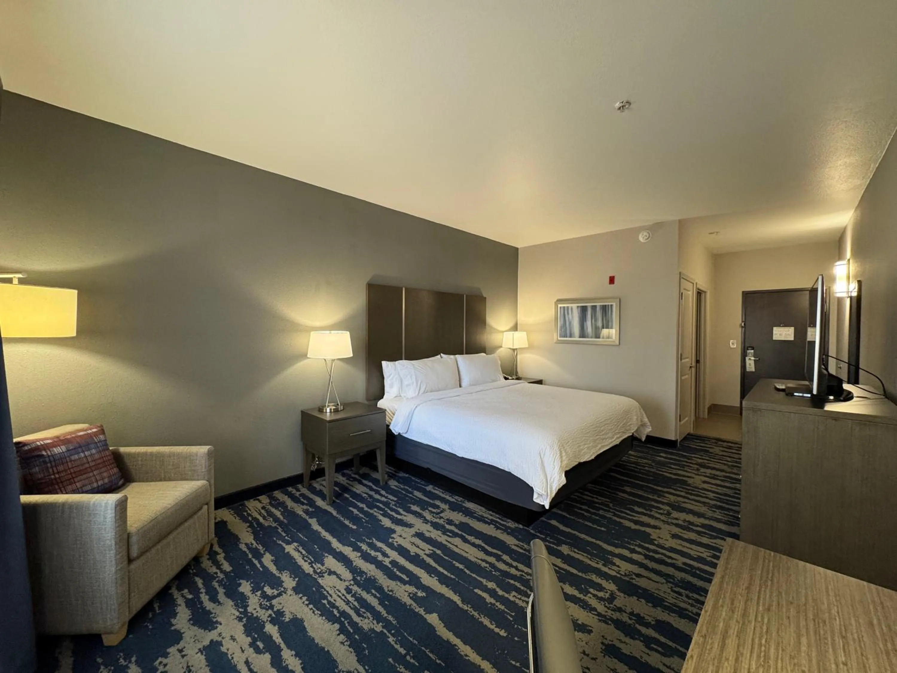 Bedroom, Bed in Garner Hotel Longview South by IHG