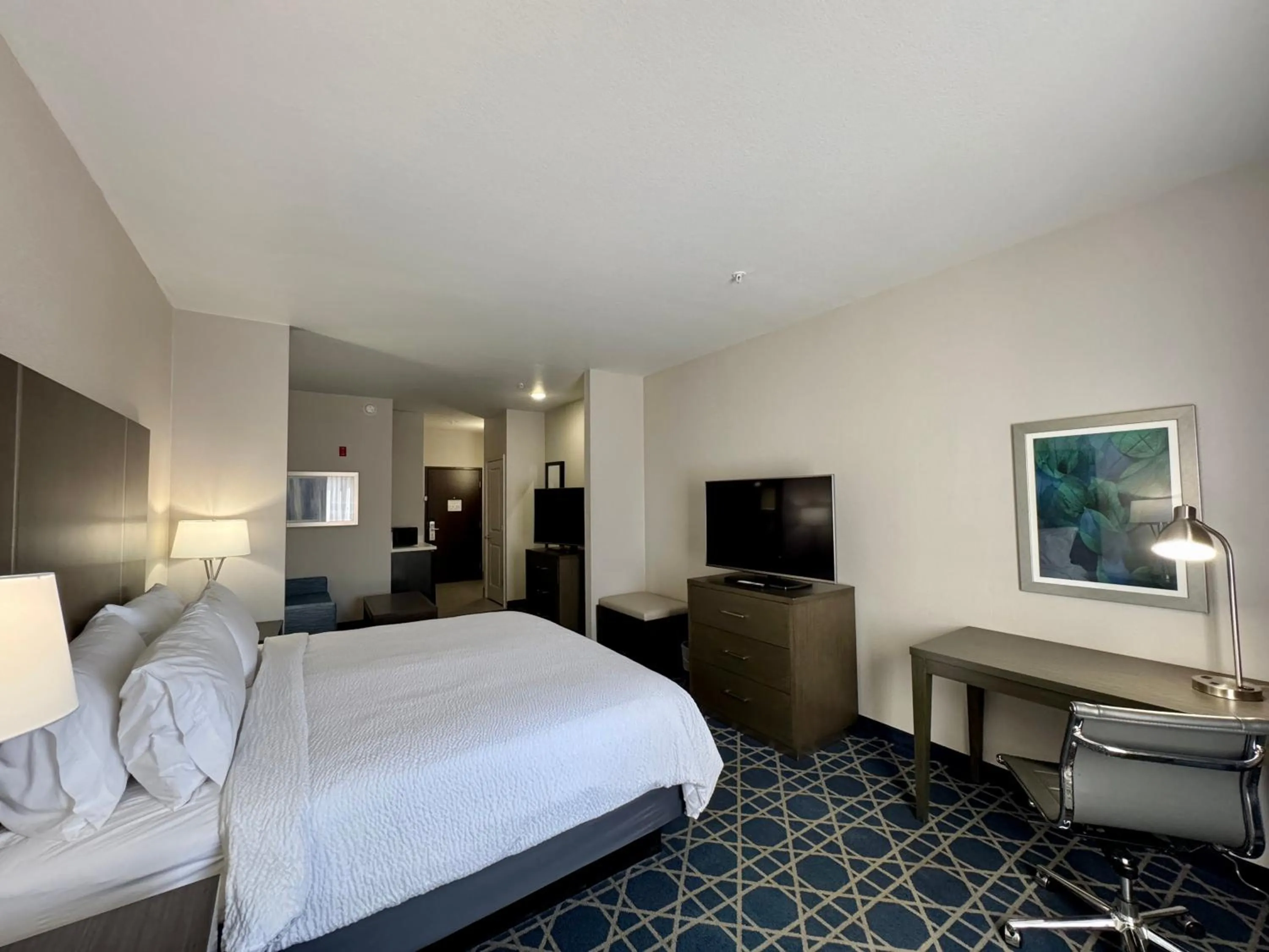 Bedroom, Bed in Garner Hotel Longview South by IHG