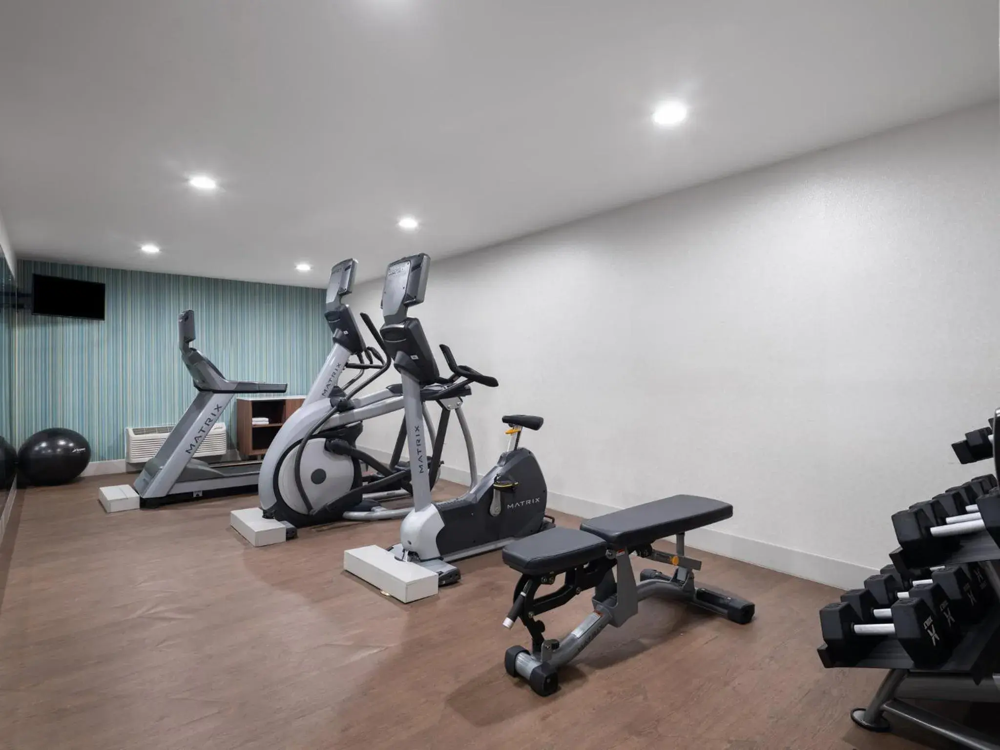 Fitness centre/facilities in Holiday Inn Express Fort Bragg by IHG Fitness centre/facilities in Holiday Inn Express Fort Bragg by IHG
