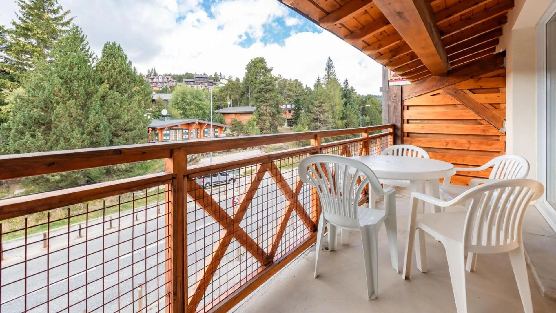 Balcony/Terrace in Vacancéole - Appart'Vacances Pyrénées 2000