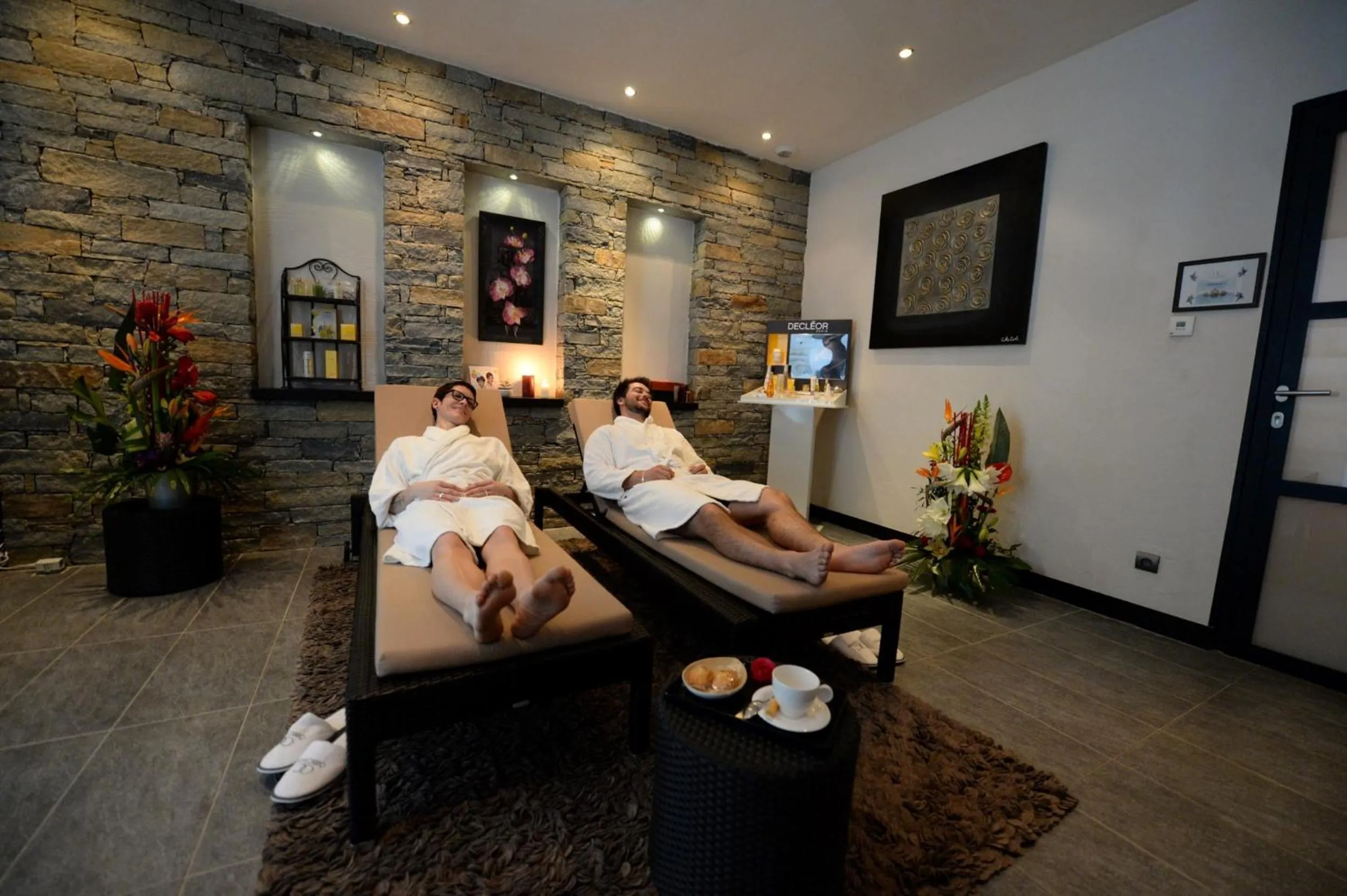 Spa and wellness centre/facilities in CGH Résidences & Spas Le Coeur d'Or