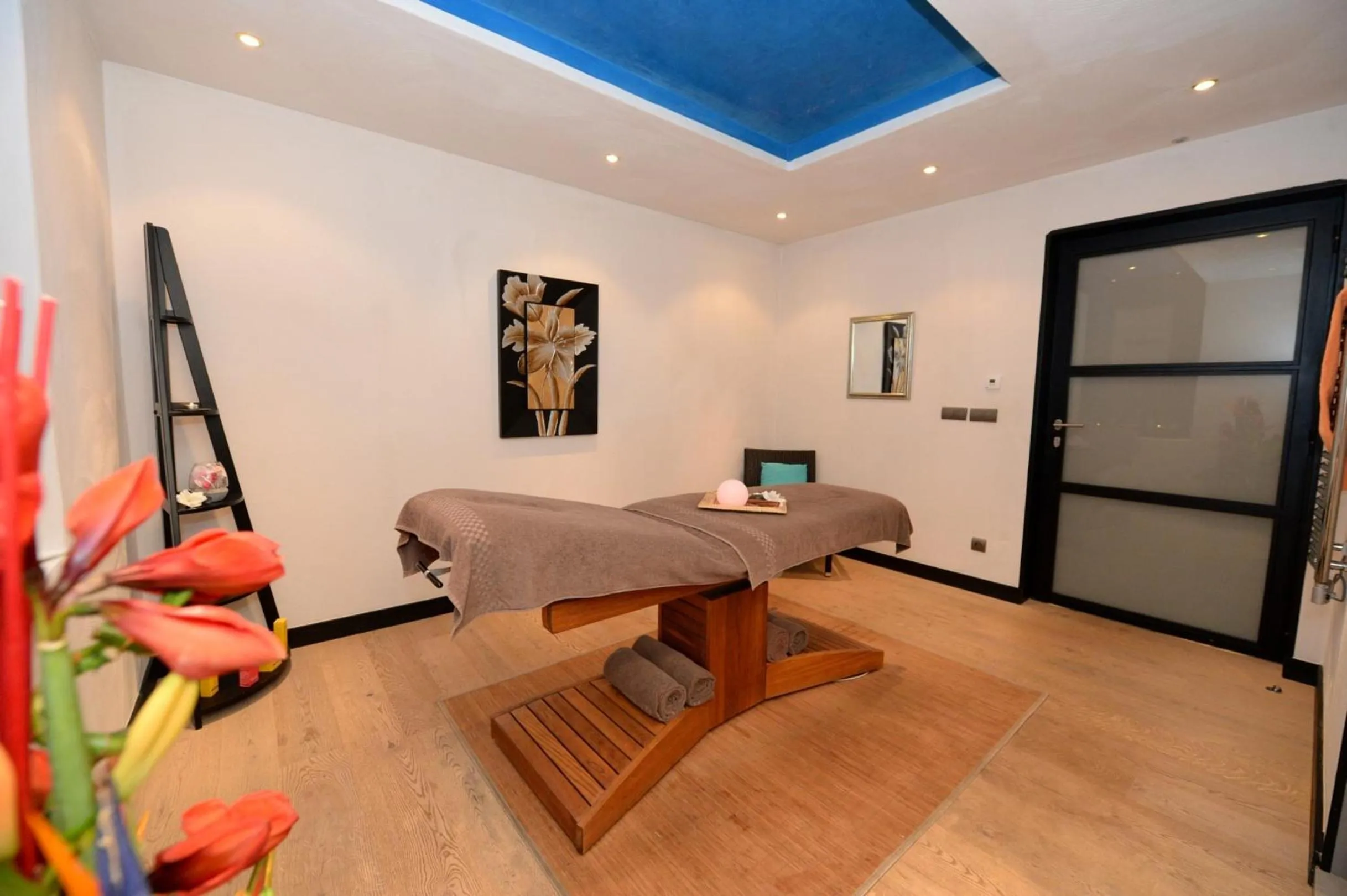 Massage in CGH Résidences & Spas Le Coeur d'Or