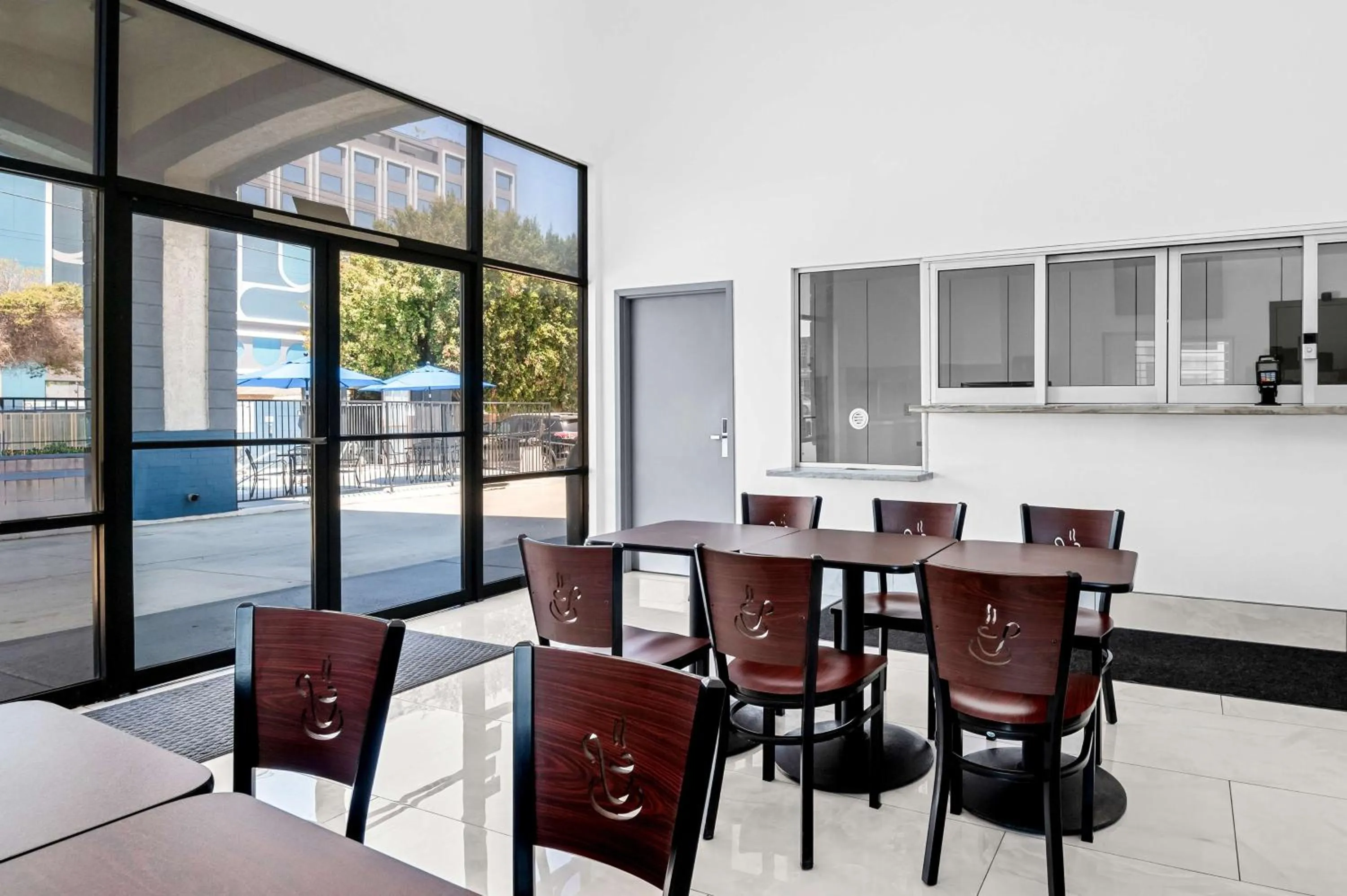 Lobby or reception in SureStay Hotel by Best Western Buena Park Anaheim