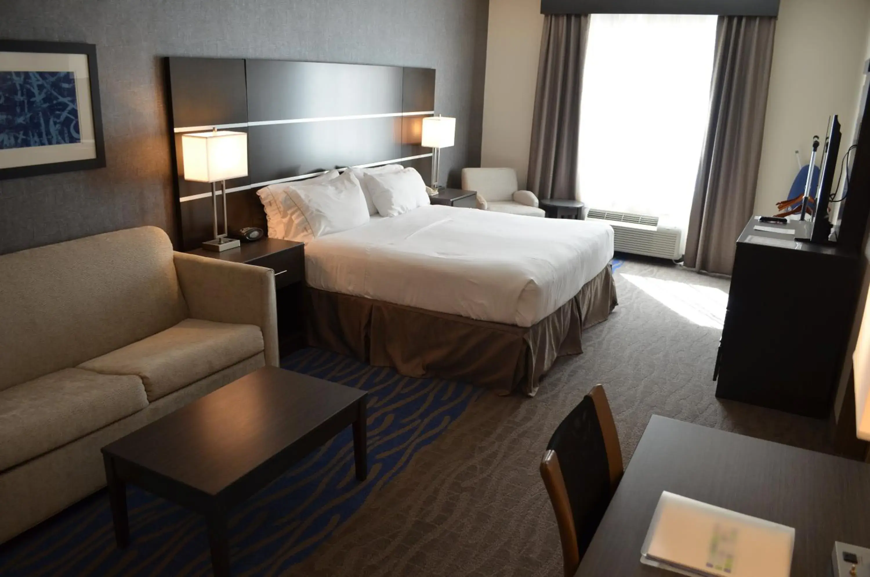 Premium Room in Holiday Inn Longview - North by IHG Premium Room in Holiday Inn Longview - North by IHG