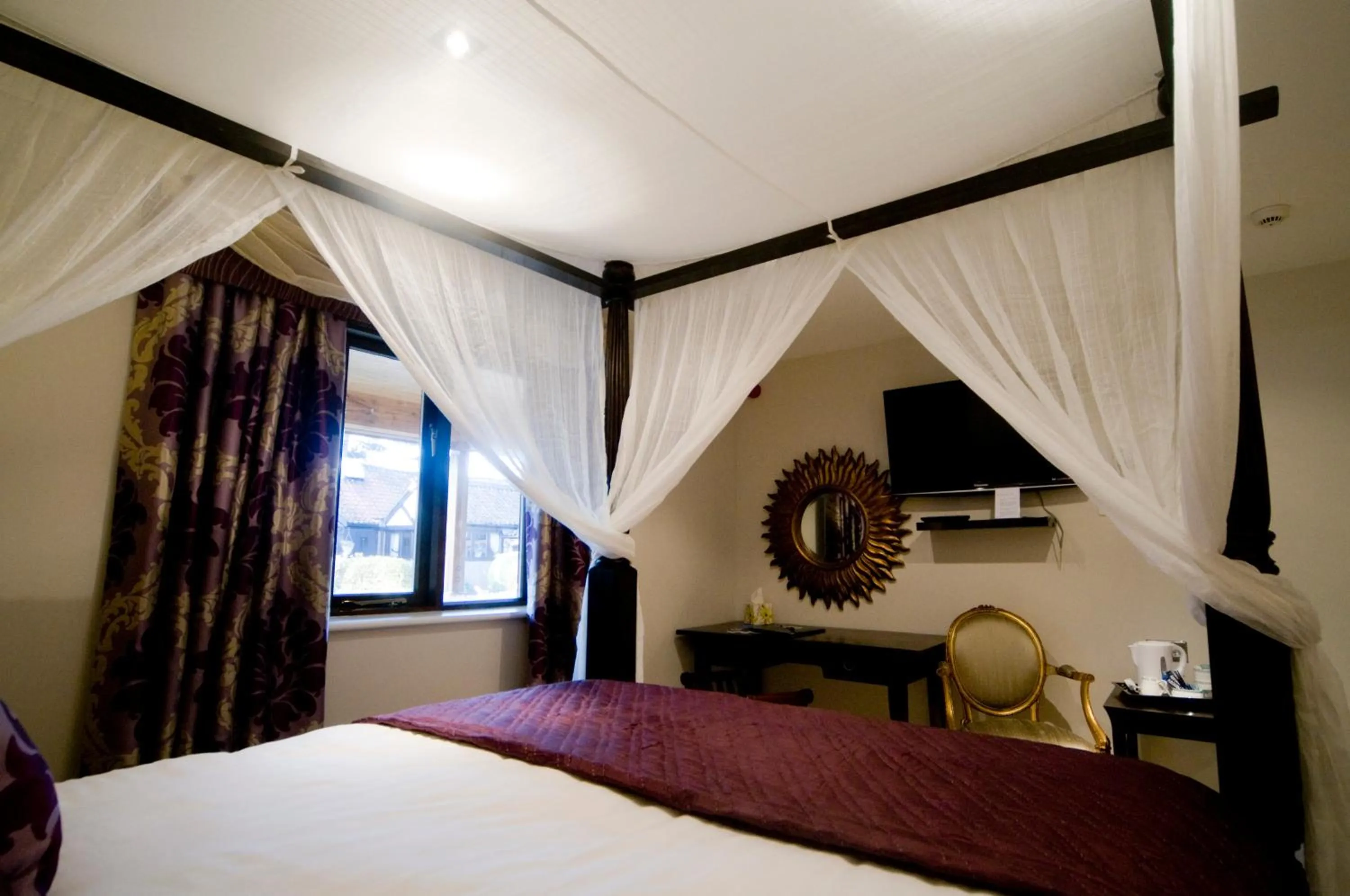 Bedroom, Bed in Hall Farm Hotel And Restaurant