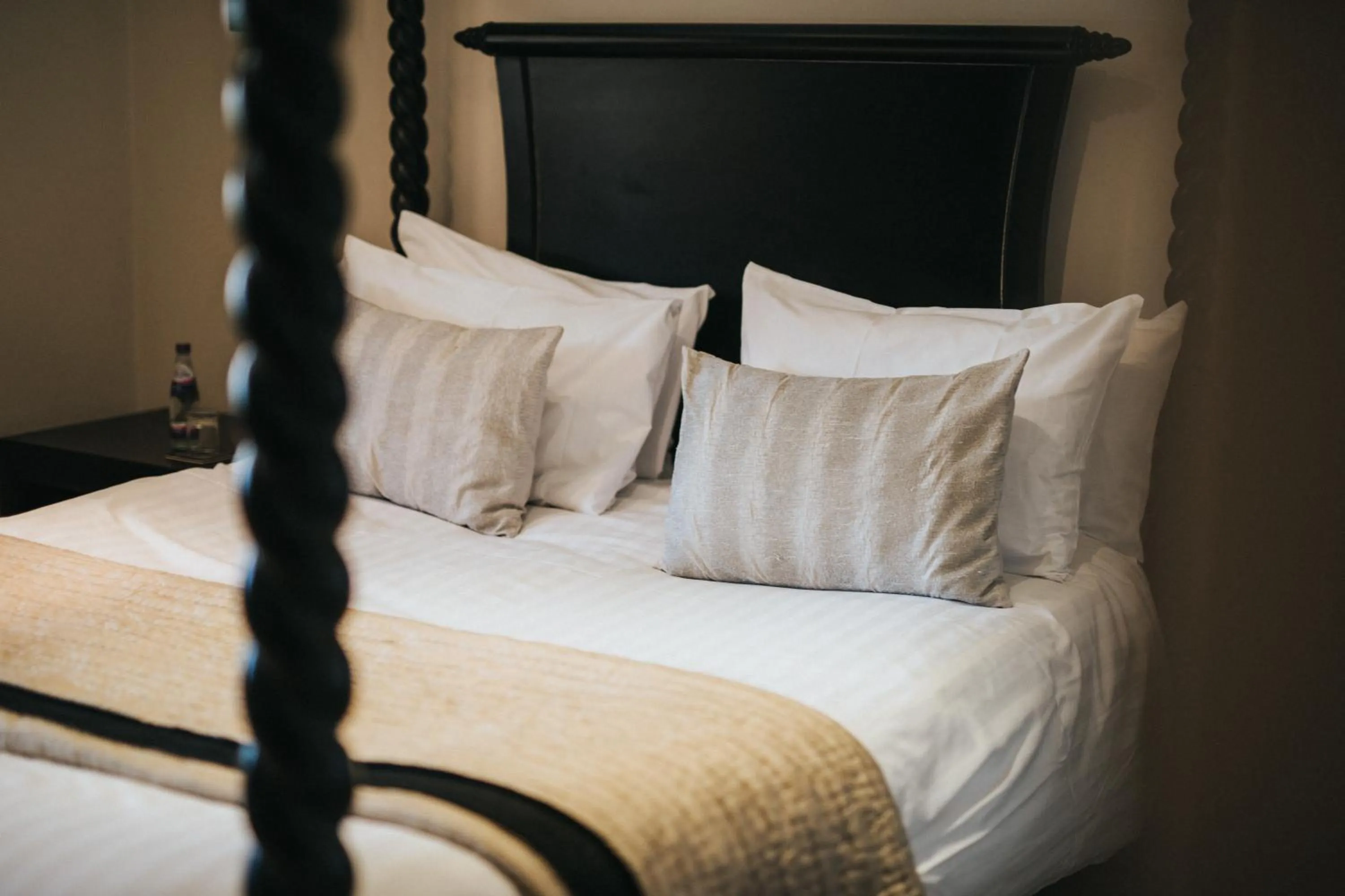 Bed in Hall Farm Hotel And Restaurant