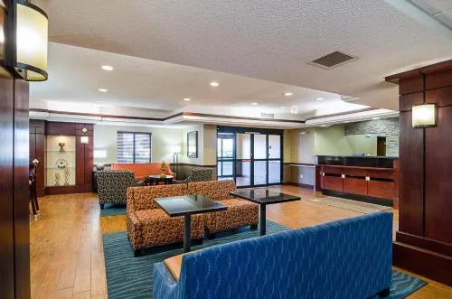 Comfort Inn & Suites Hutchinson