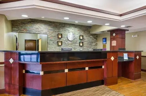 Comfort Inn & Suites Hutchinson Comfort Inn & Suites Hutchinson