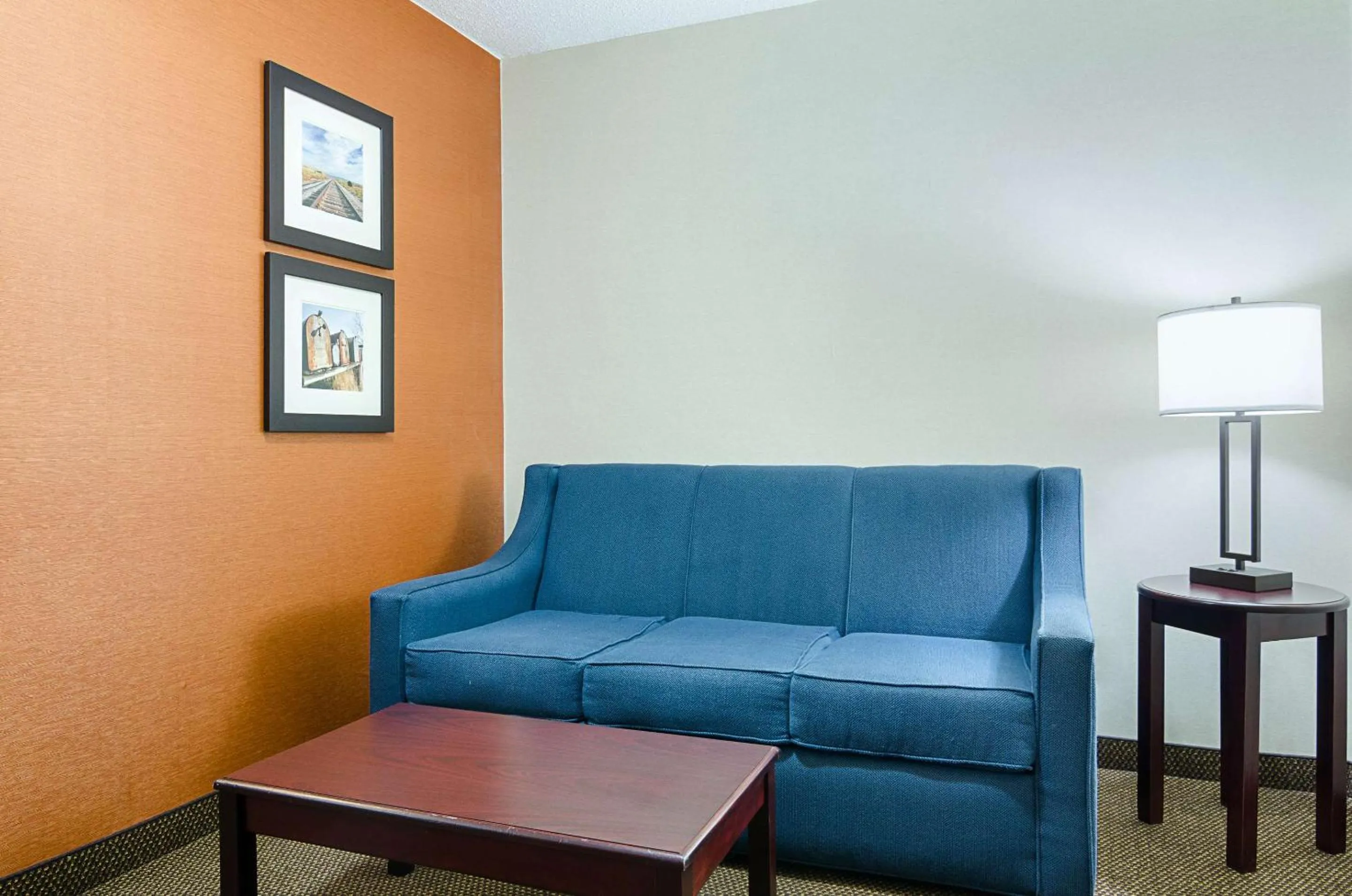 Bedroom in Comfort Inn & Suites Hutchinson