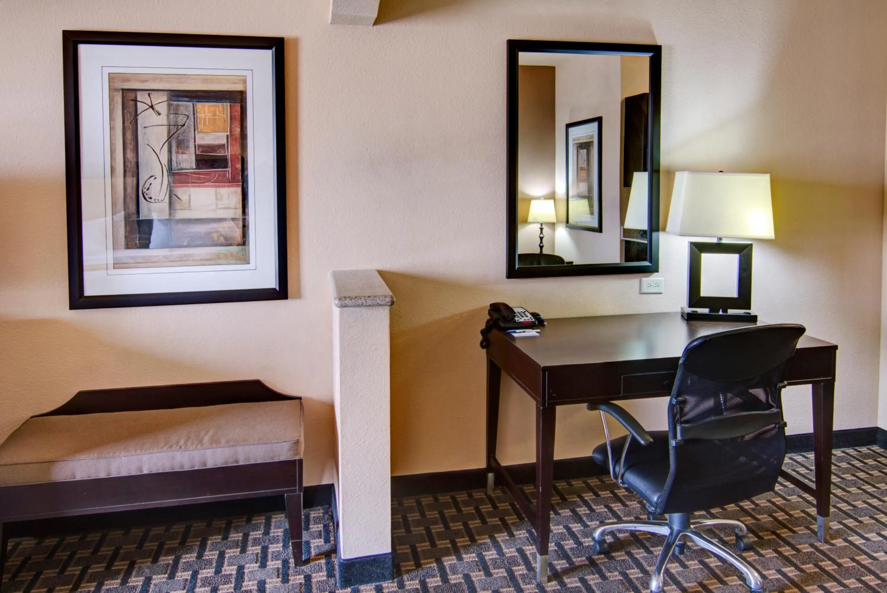 Photo of the whole room in Holiday Inn Express Hotel & Suites Huntsville by IHG