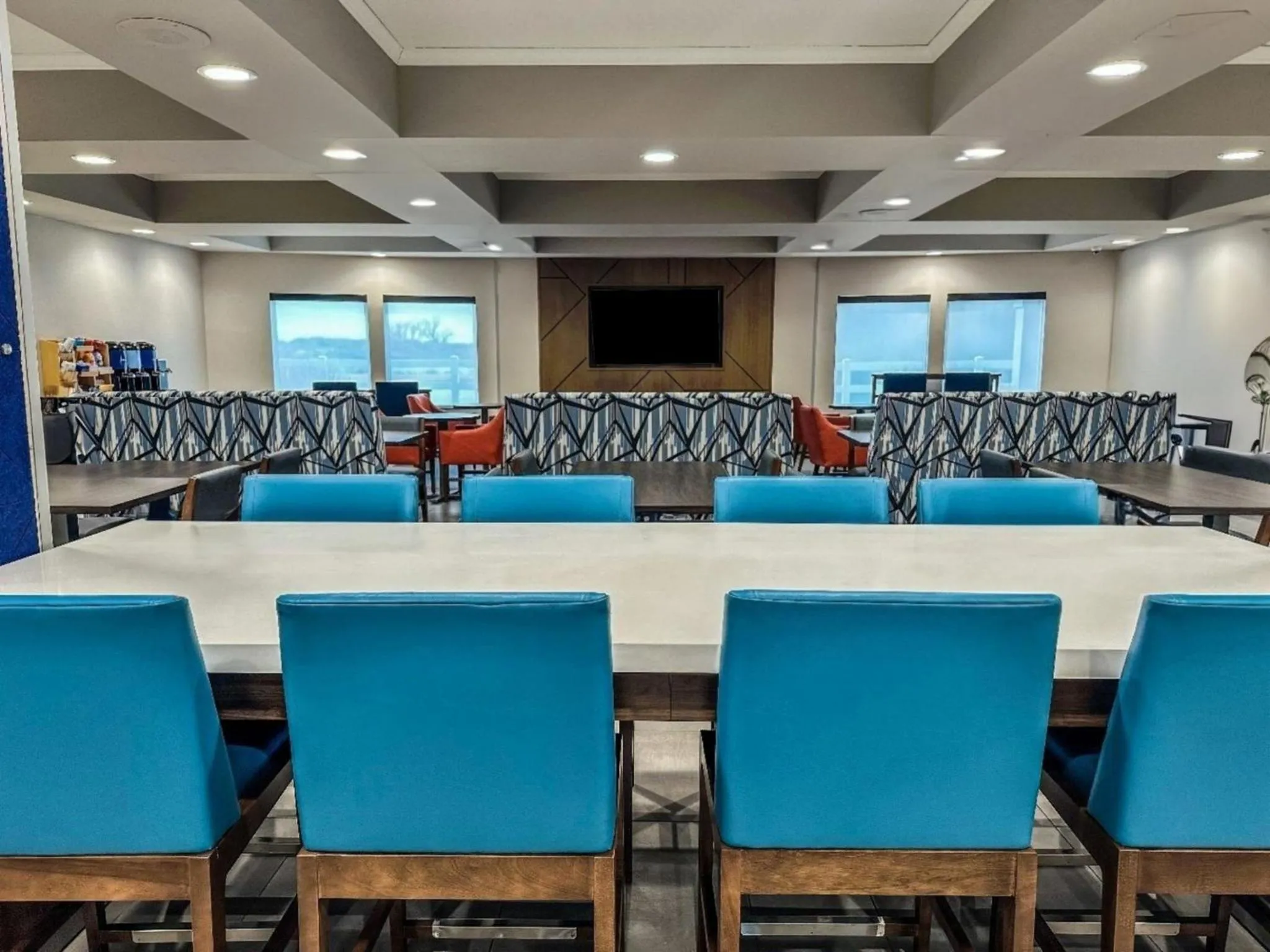 Breakfast in Holiday Inn Express Kearney by IHG