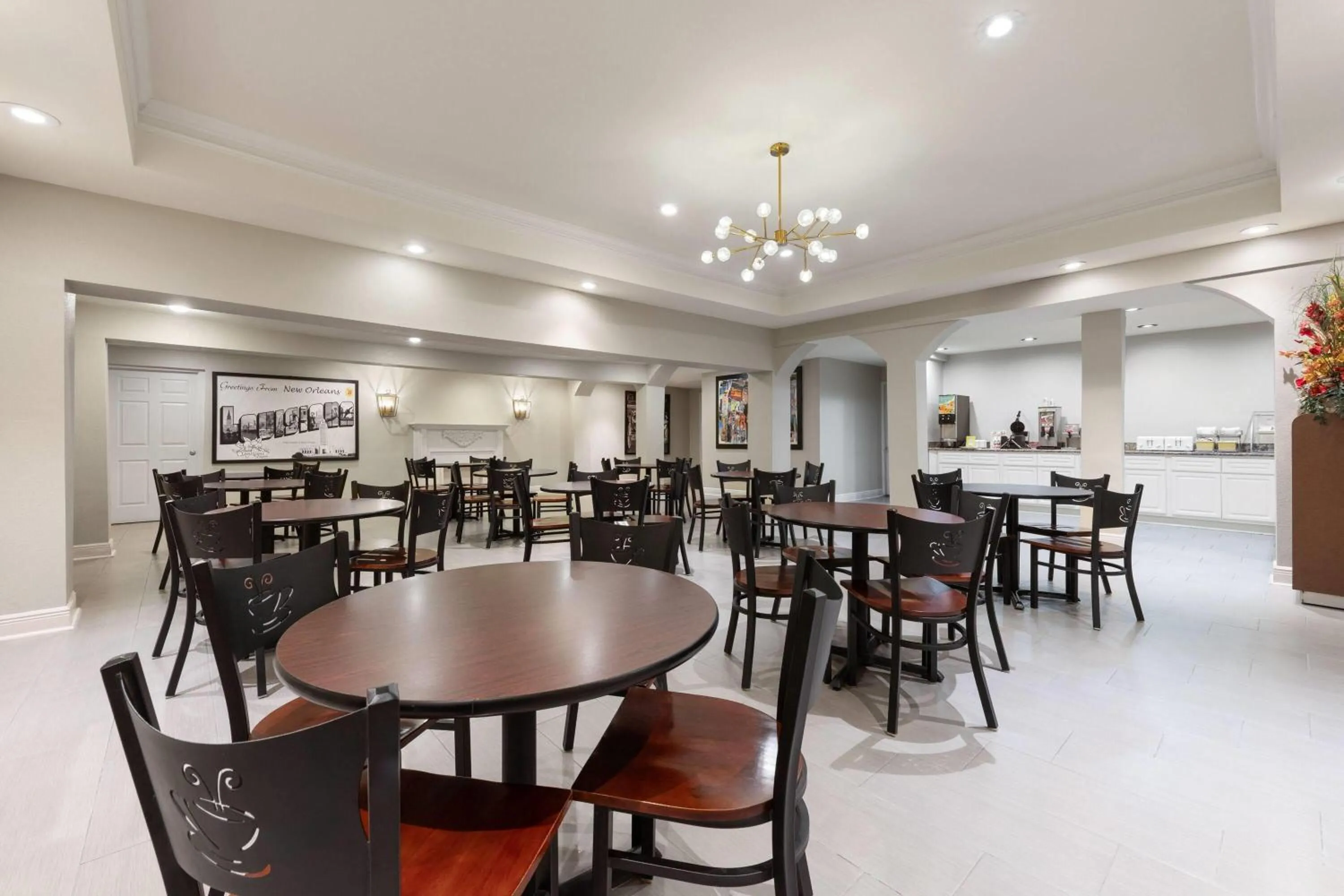 Breakfast in Super 8 by Wyndham New Orleans