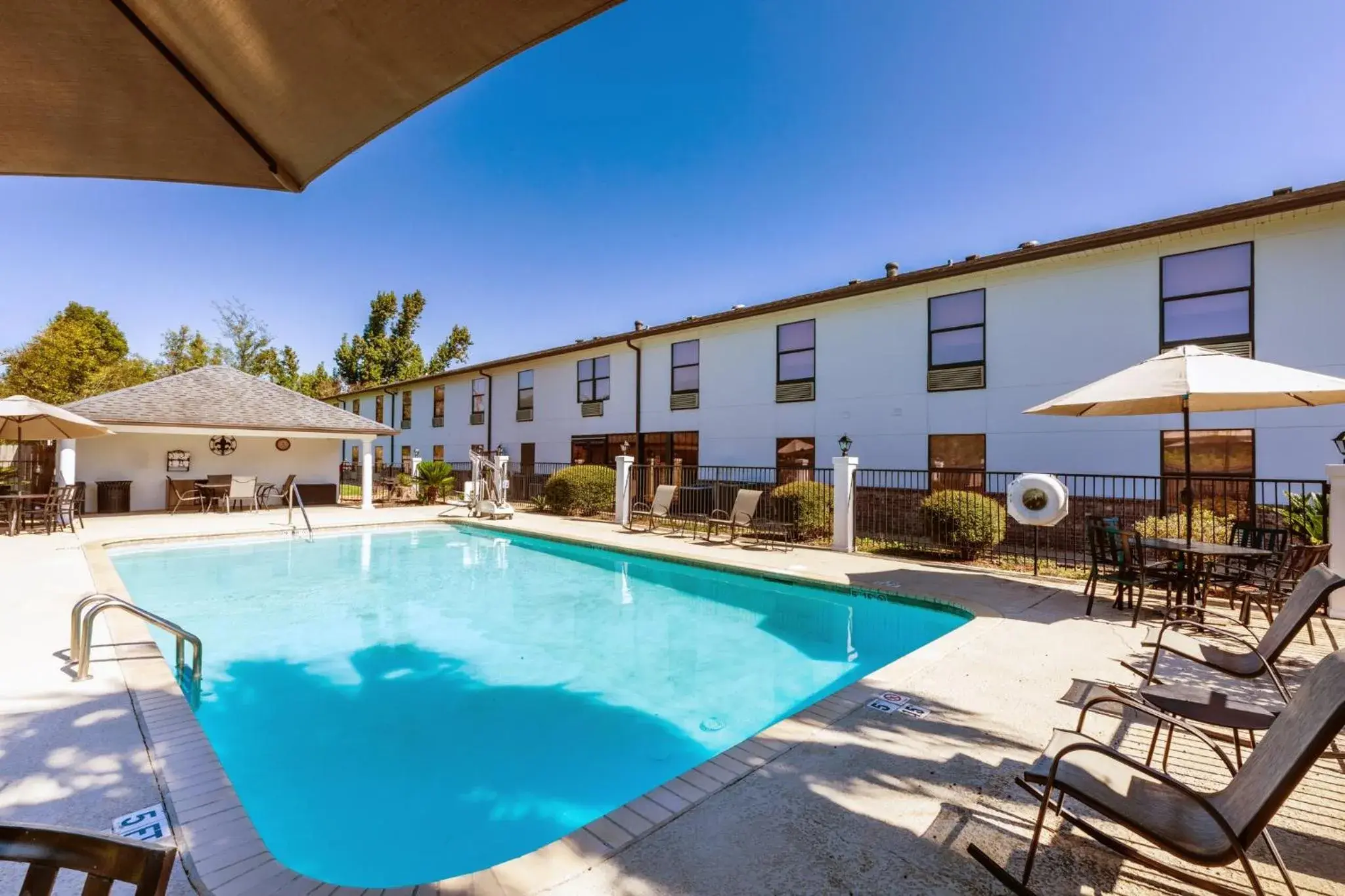 Swimming pool in Holiday Inn Express Breaux Bridge by IHG Swimming pool in Holiday Inn Express Breaux Bridge by IHG