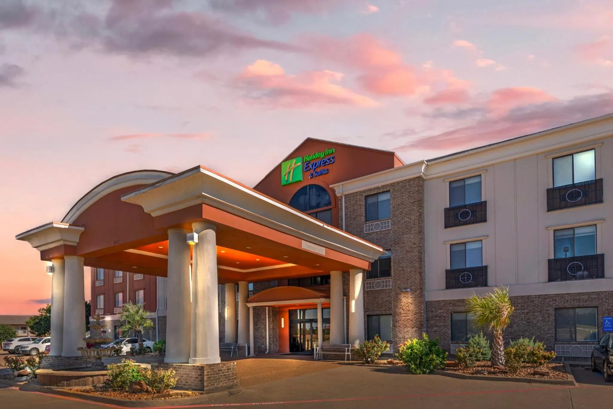 Property building in Holiday Inn Express Hotel and Suites Fairfield-North by IHG