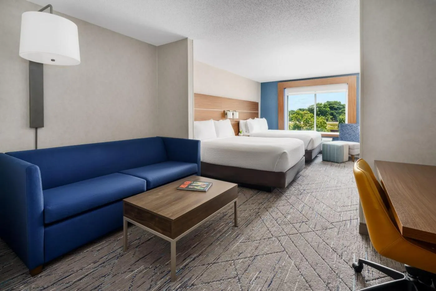 Bed in Holiday Inn Express Irondequoit by IHG