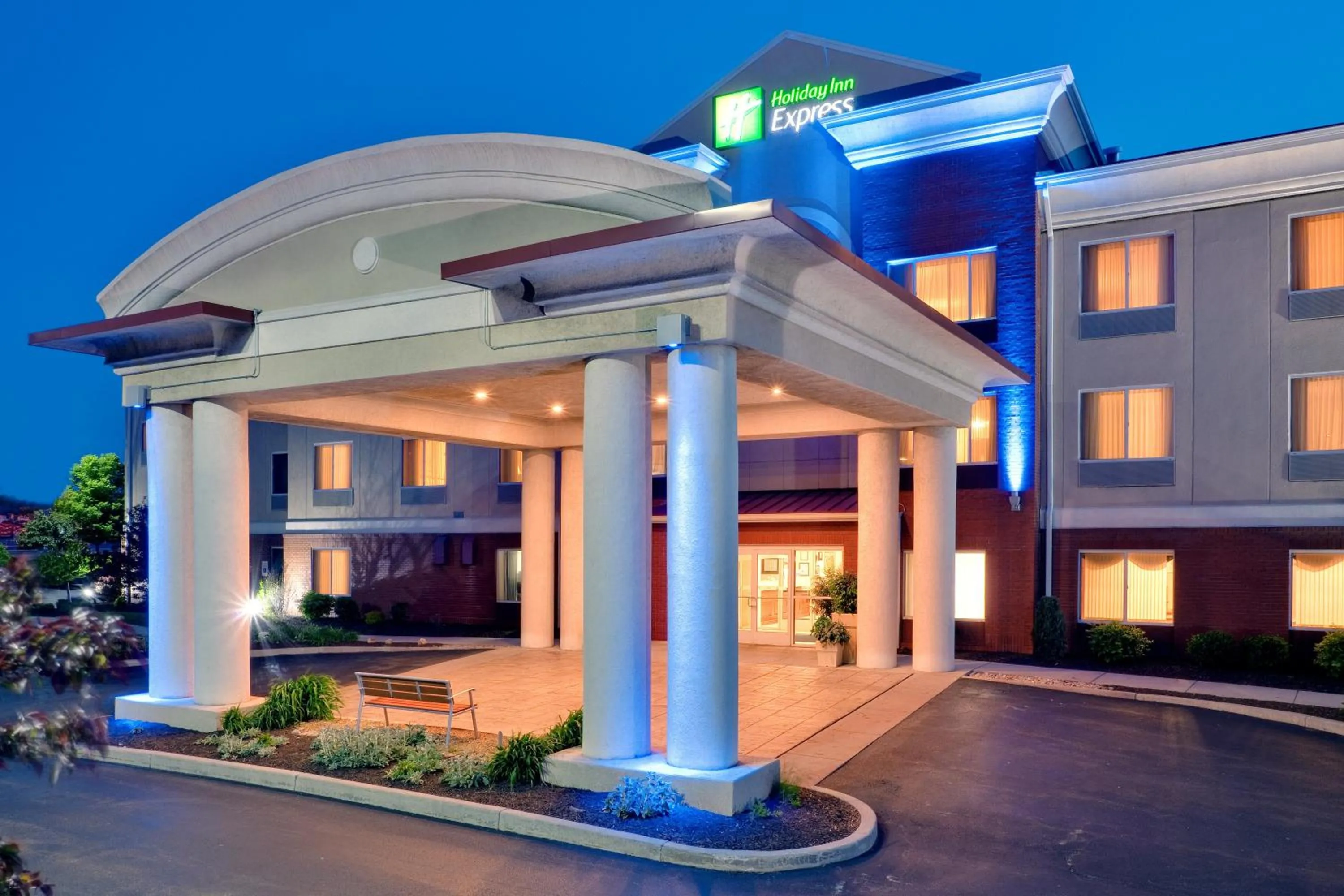 Property building in Holiday Inn Express Irondequoit by IHG