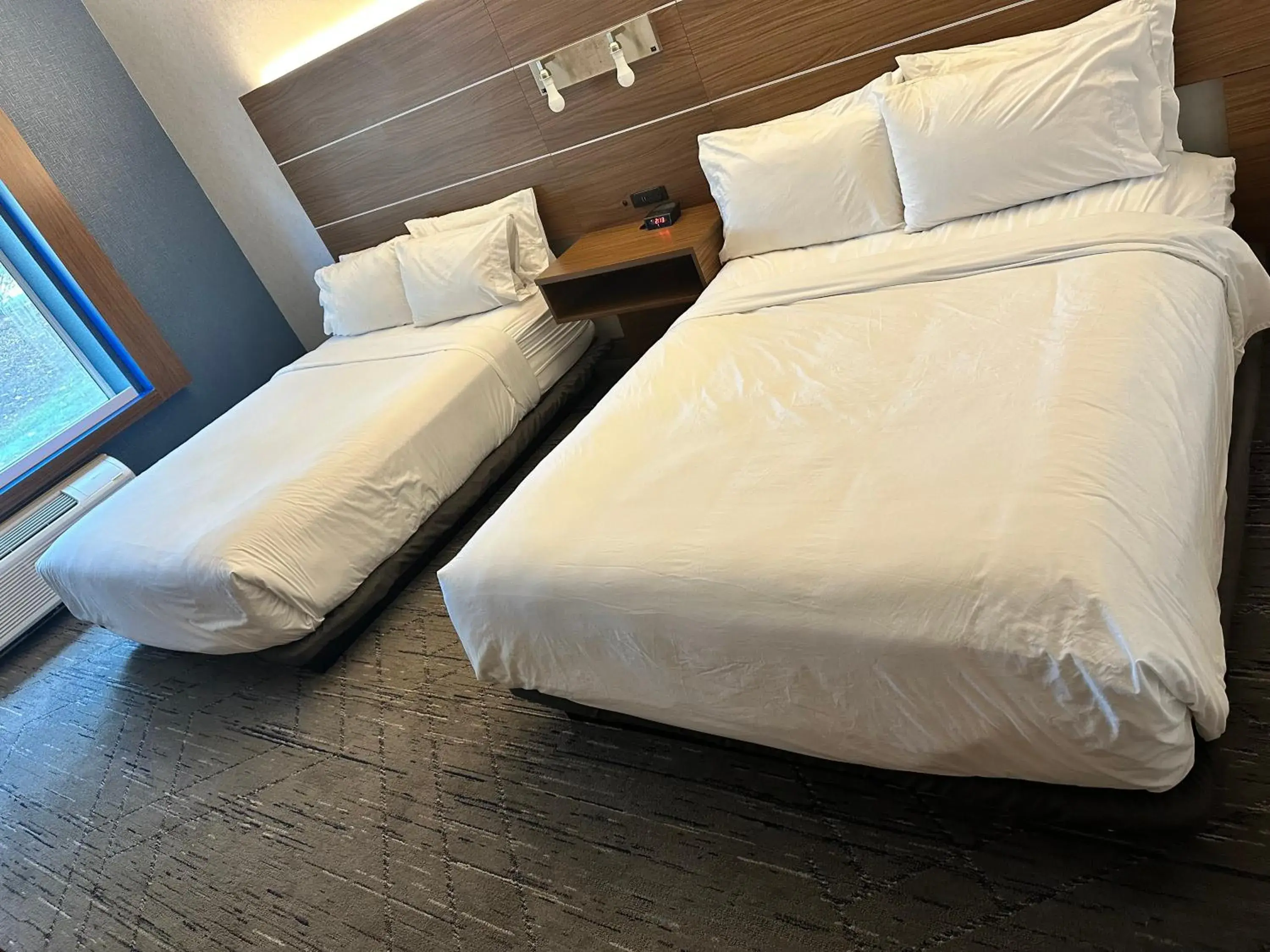 Bedroom, Bed in Holiday Inn Express Irondequoit by IHG Bedroom, Bed in Holiday Inn Express Irondequoit by IHG