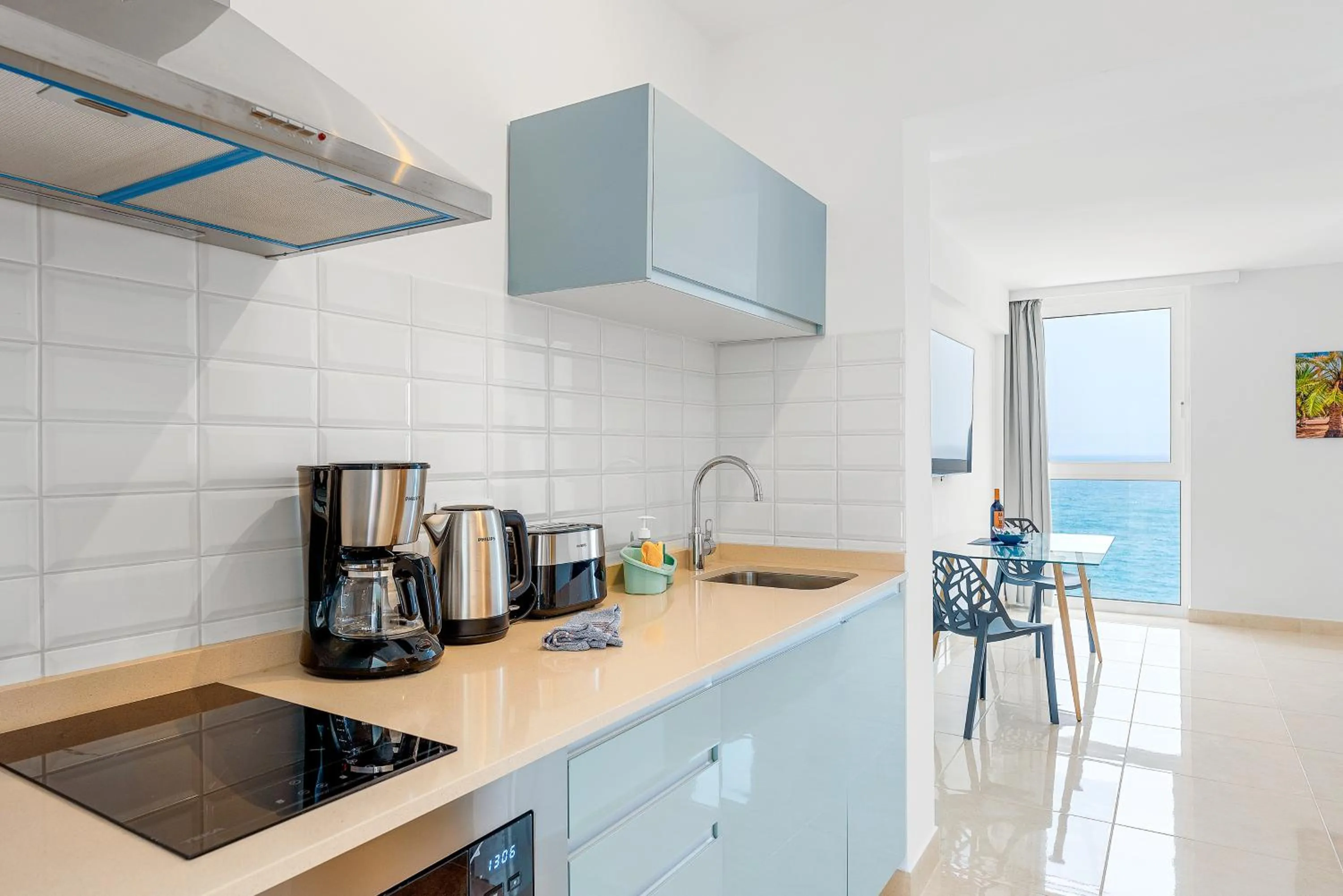 Kitchen or kitchenette in Ocean Vistas 24