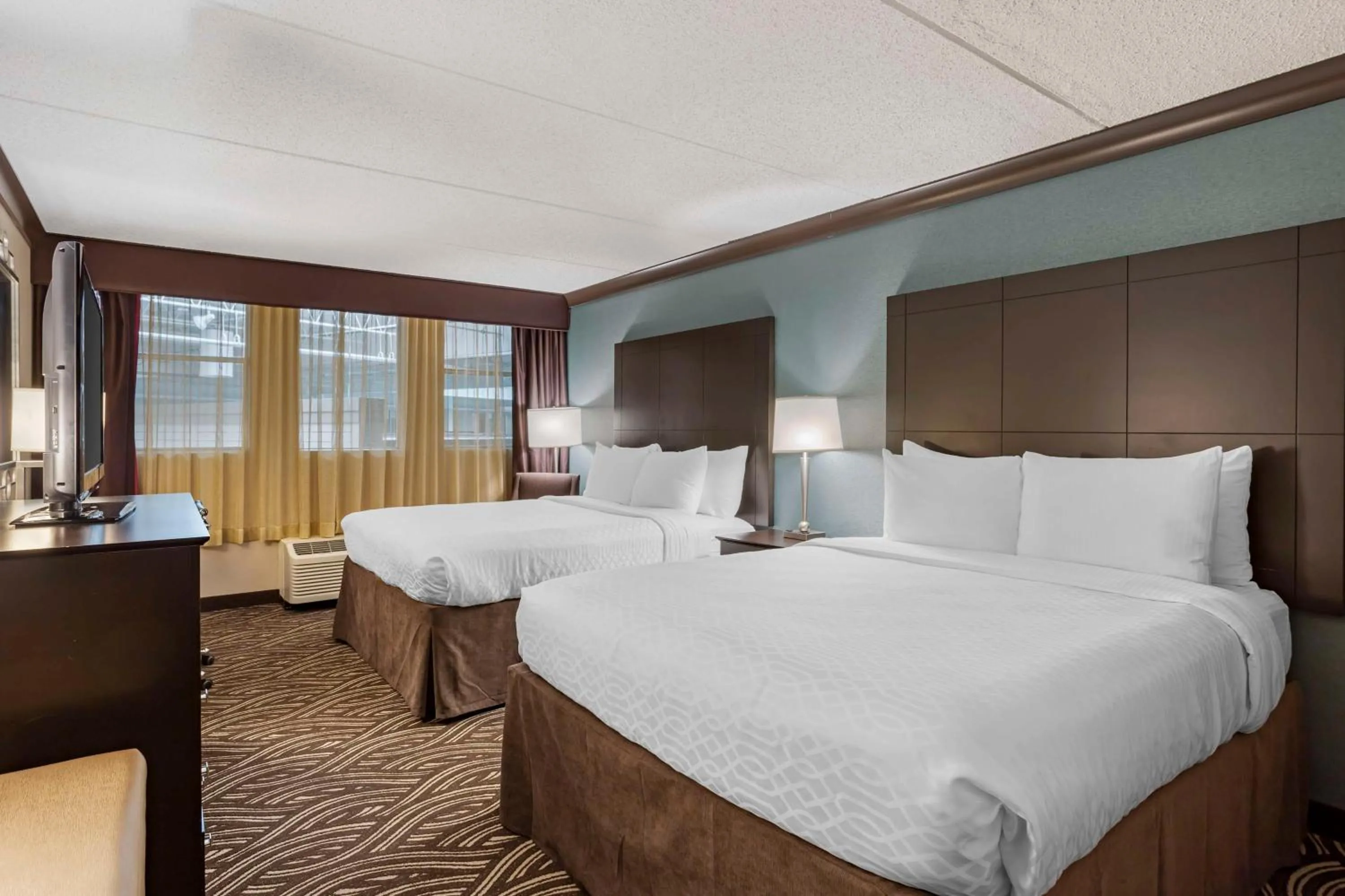 Bedroom, Bed in Best Western Plus Kingston Hotel and Conference Center