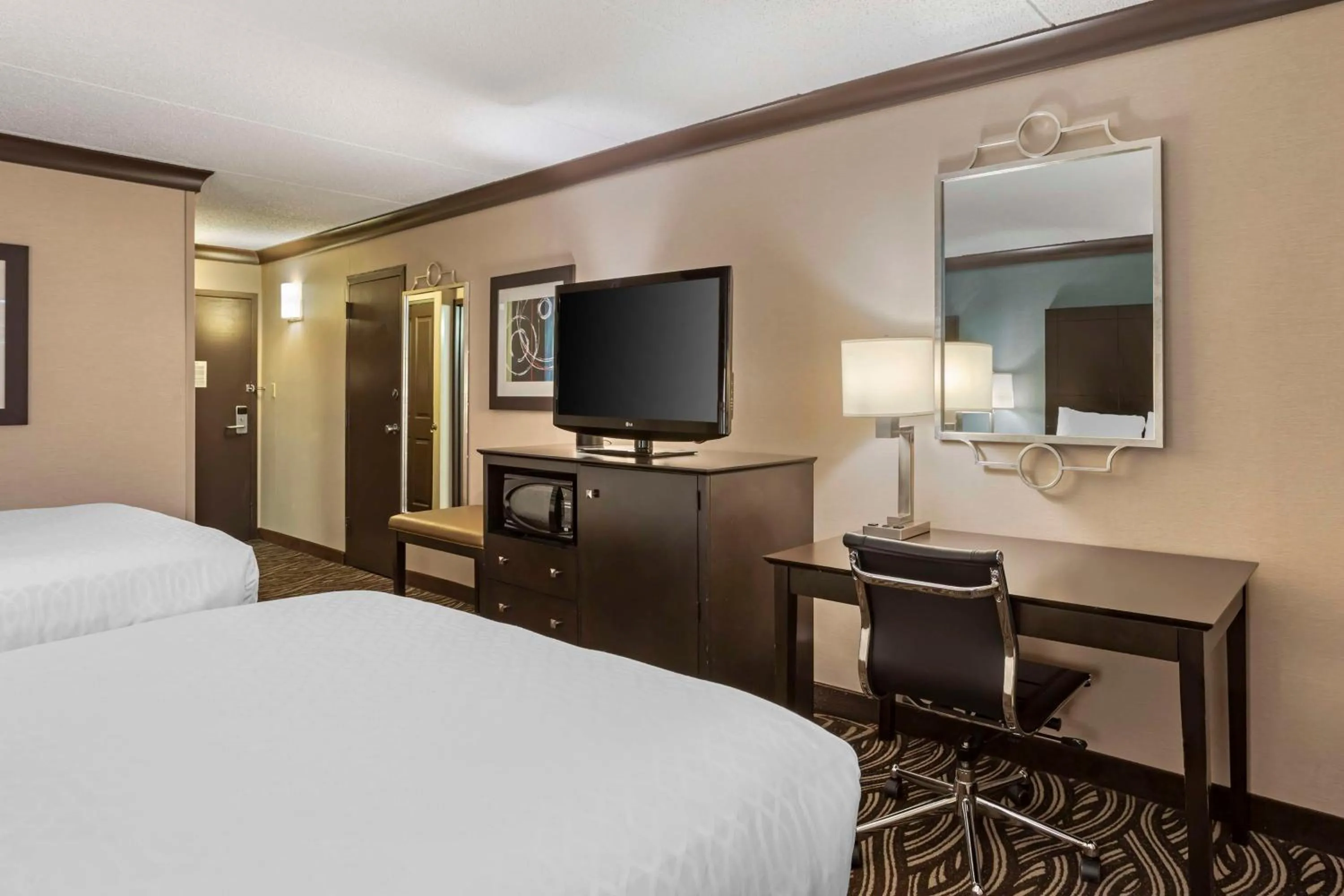 Bedroom, Bed in Best Western Plus Kingston Hotel and Conference Center