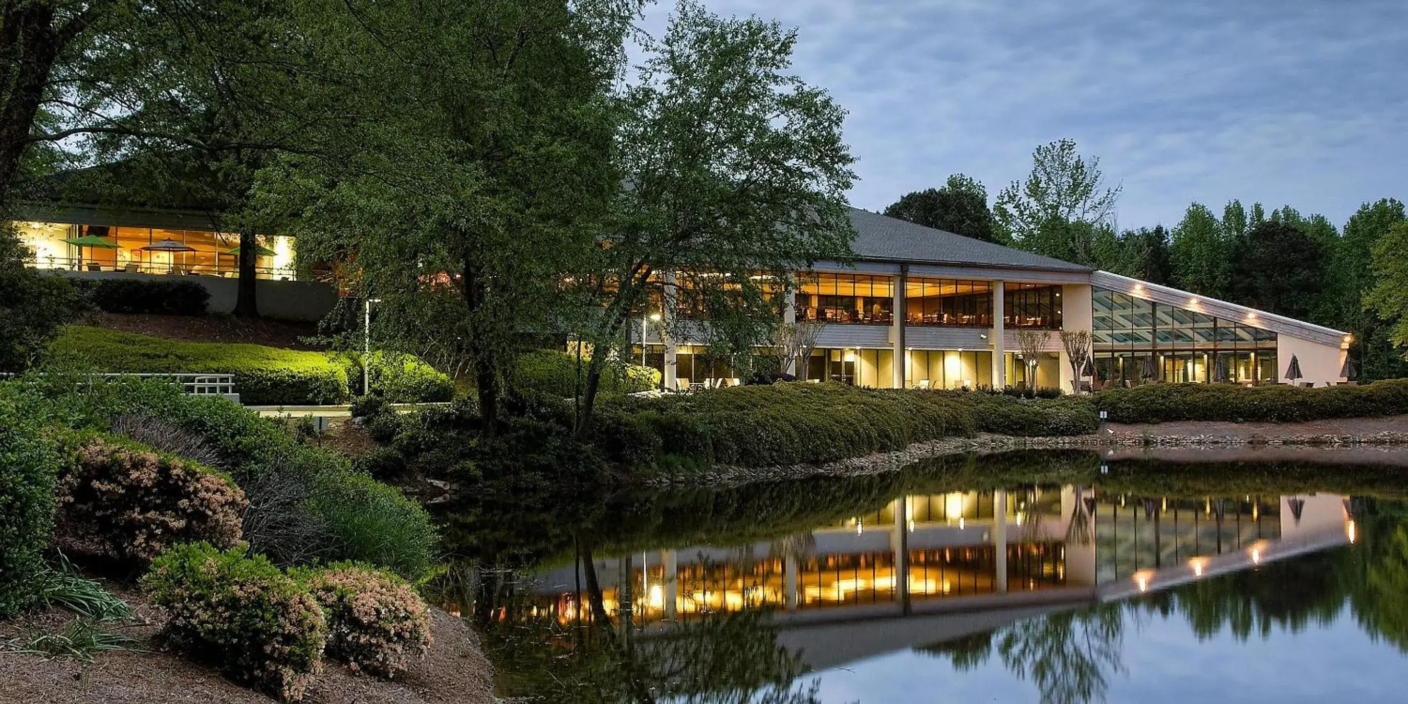 Property building in Crowne Plaza Atlanta SW - Peachtree City by IHG Property building in Crowne Plaza Atlanta SW - Peachtree City by IHG