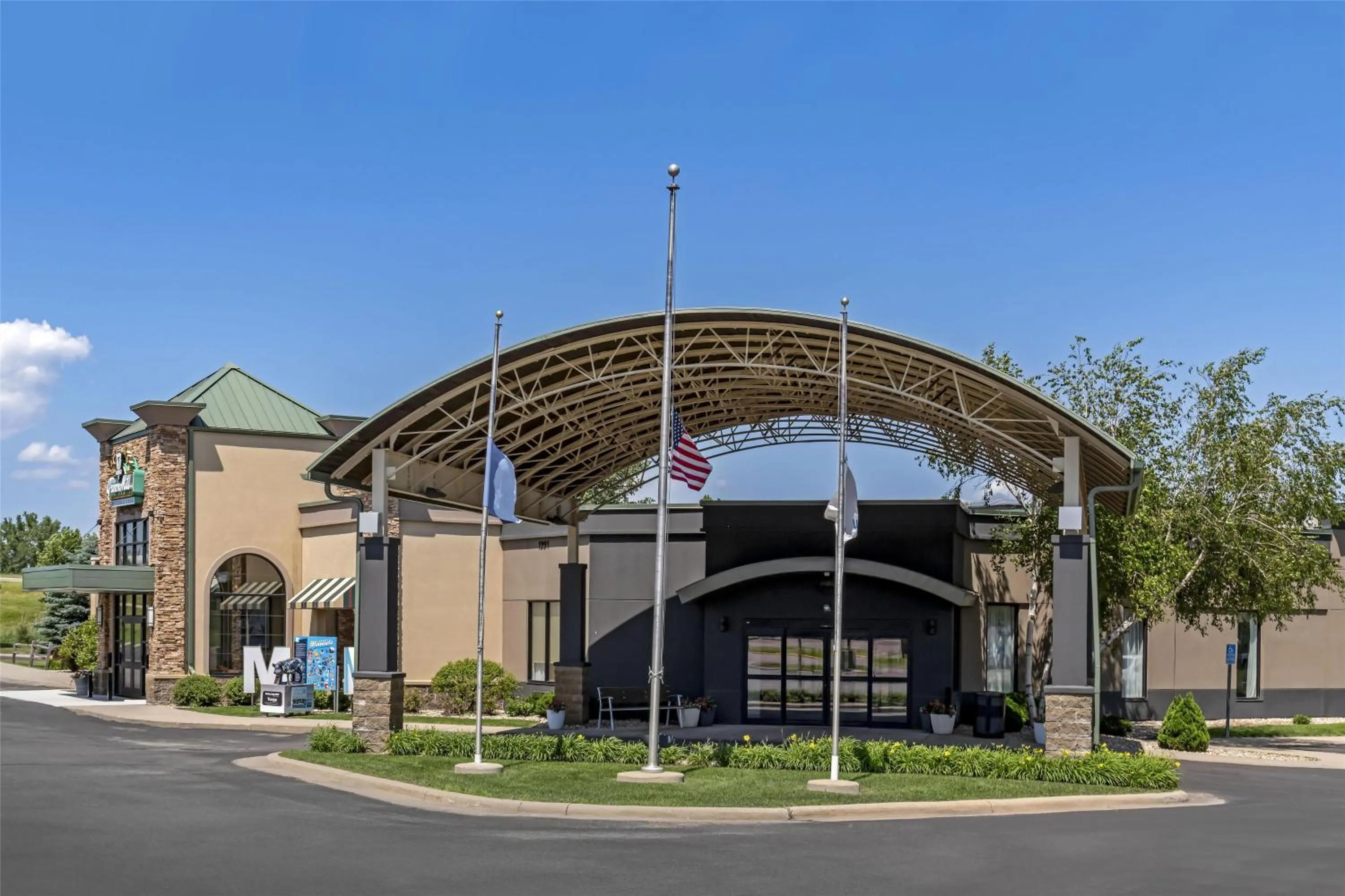 Property building in Best Western Fairmont