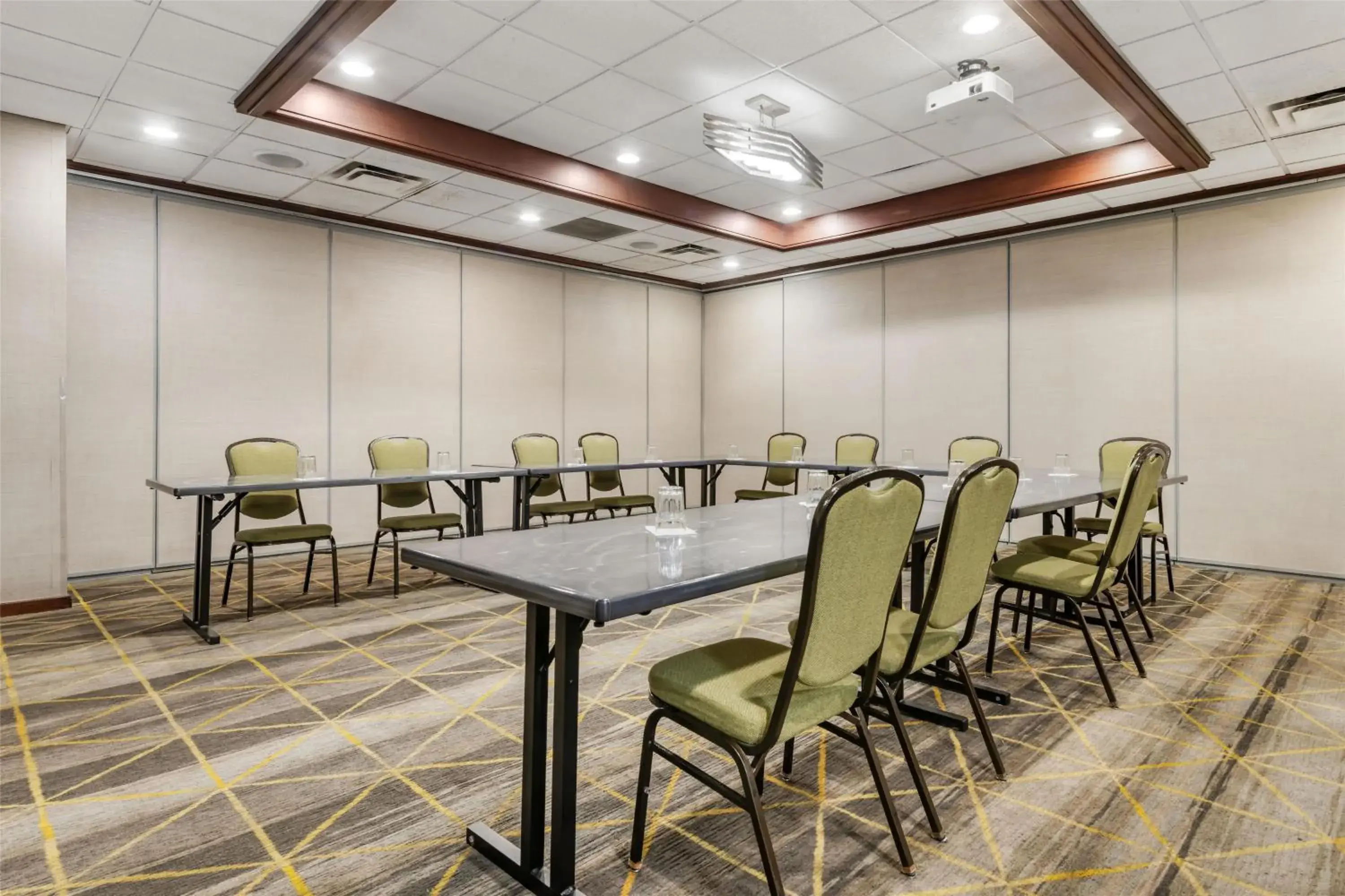 Meeting/conference room in Best Western Fairmont Meeting/conference room in Best Western Fairmont