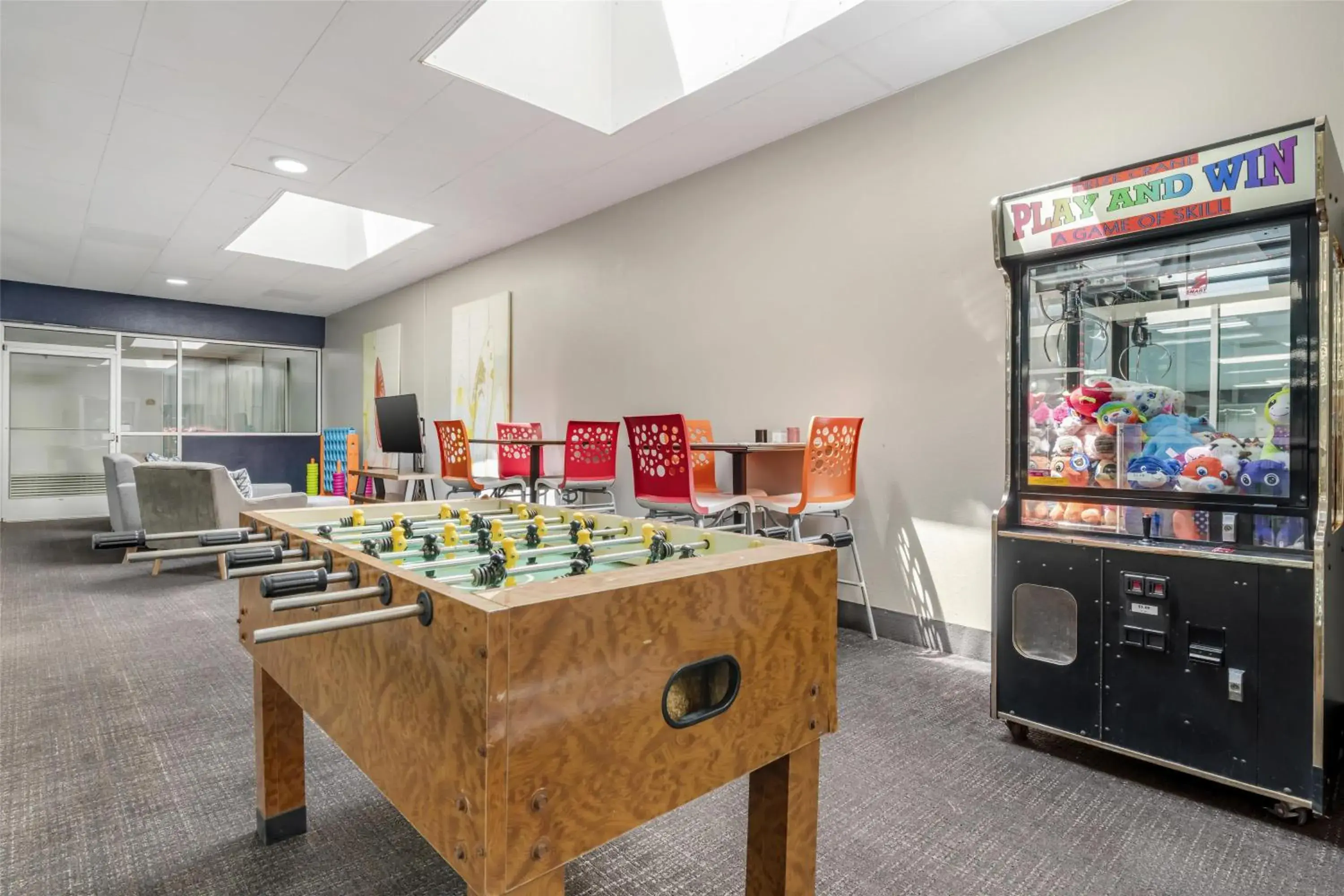 Property building in Best Western Fairmont Property building in Best Western Fairmont