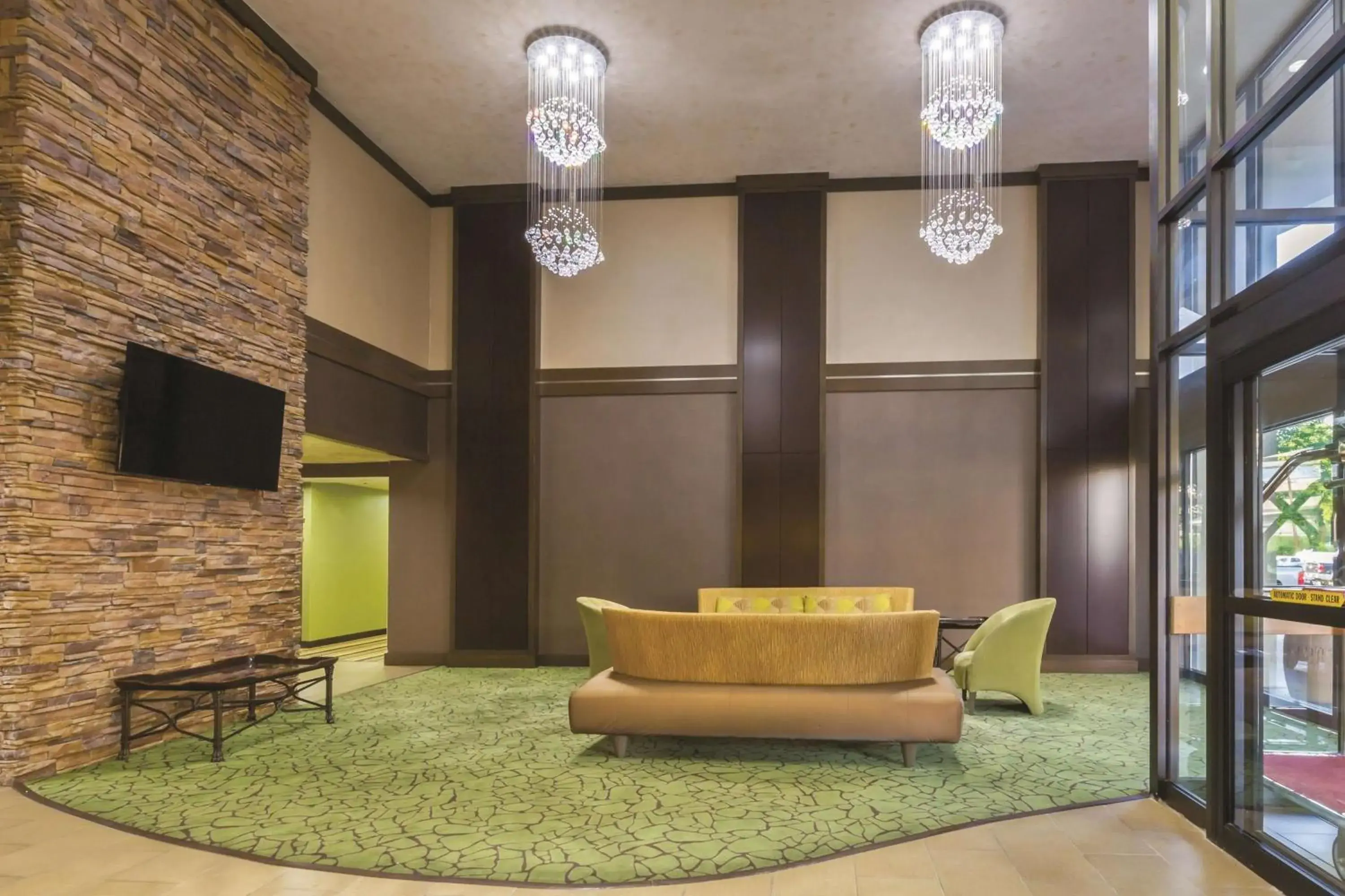Lobby or reception in La Quinta Inn by Wyndham Austin North Lobby or reception in La Quinta Inn by Wyndham Austin North