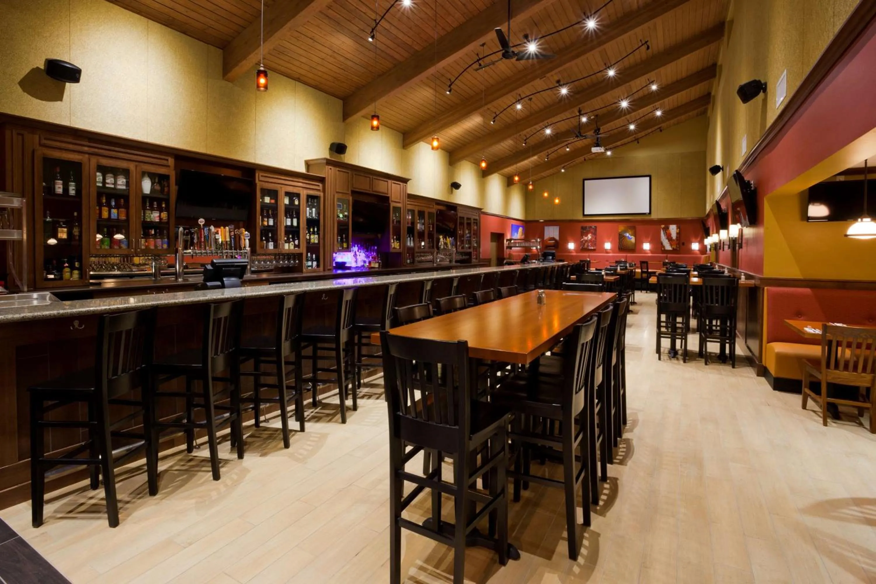 Lounge or bar in Best Western Plus Willmar