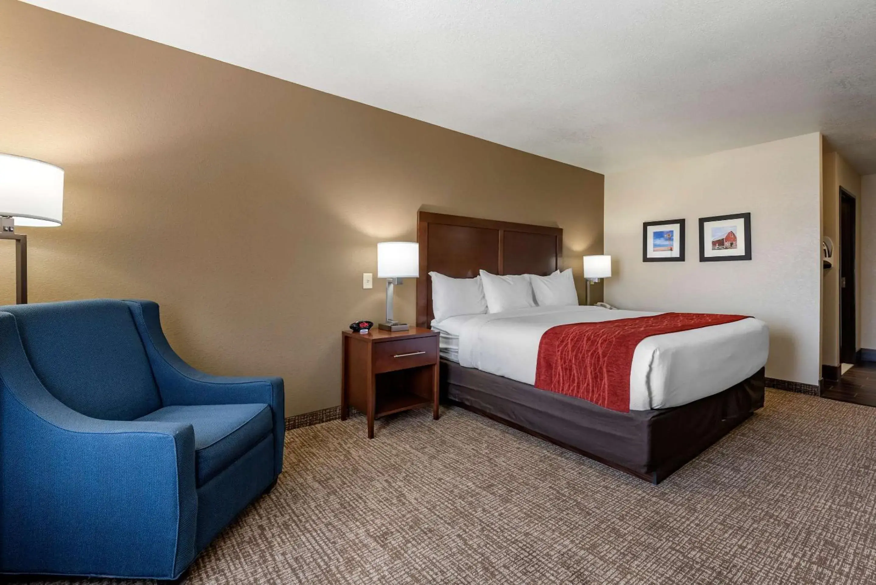 Bedroom, Bed in Comfort Inn & Suites Goodland Bedroom, Bed in Comfort Inn & Suites Goodland