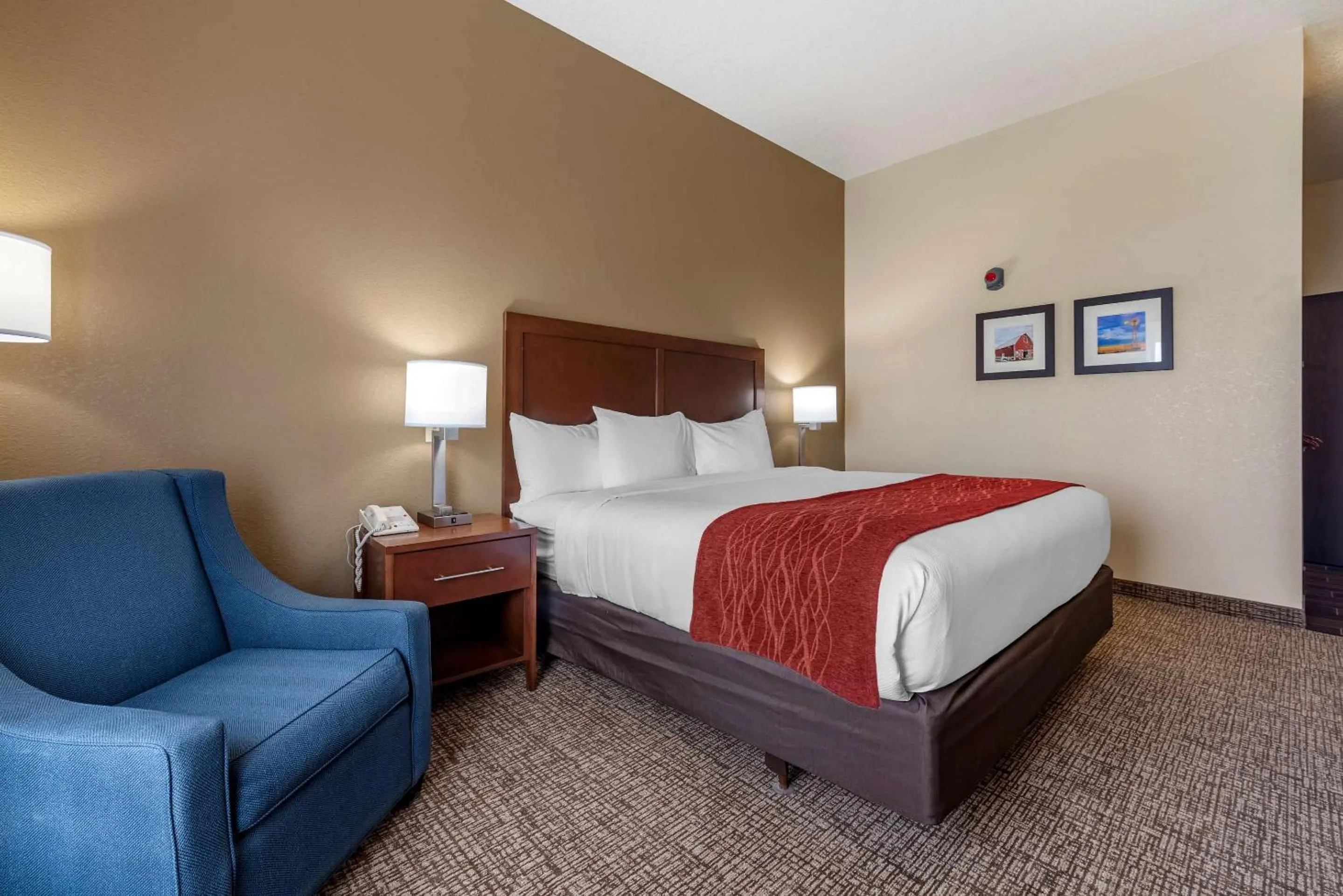 Bedroom, Bed in Comfort Inn & Suites Goodland