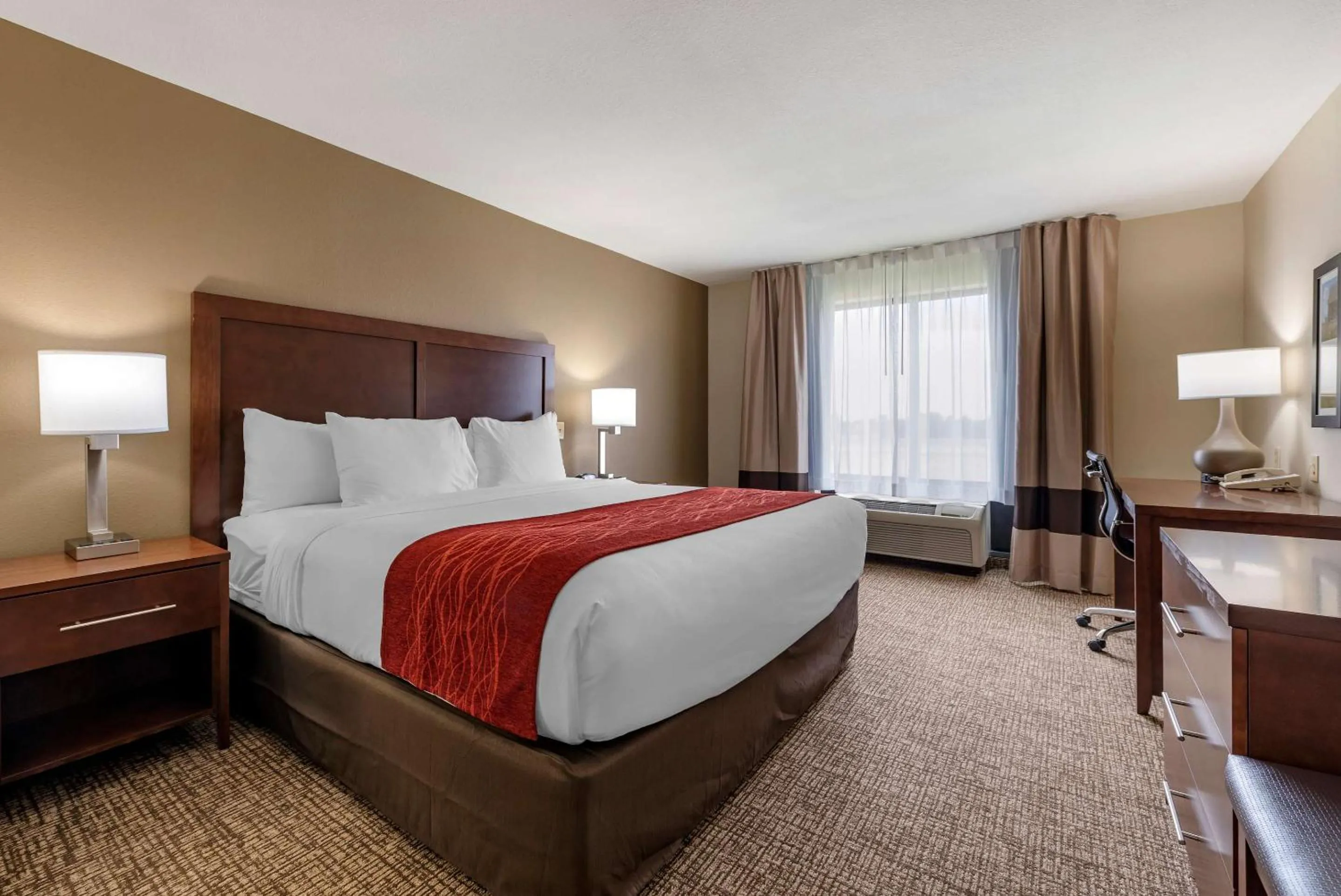 Bedroom, Bed in Comfort Inn & Suites Goodland