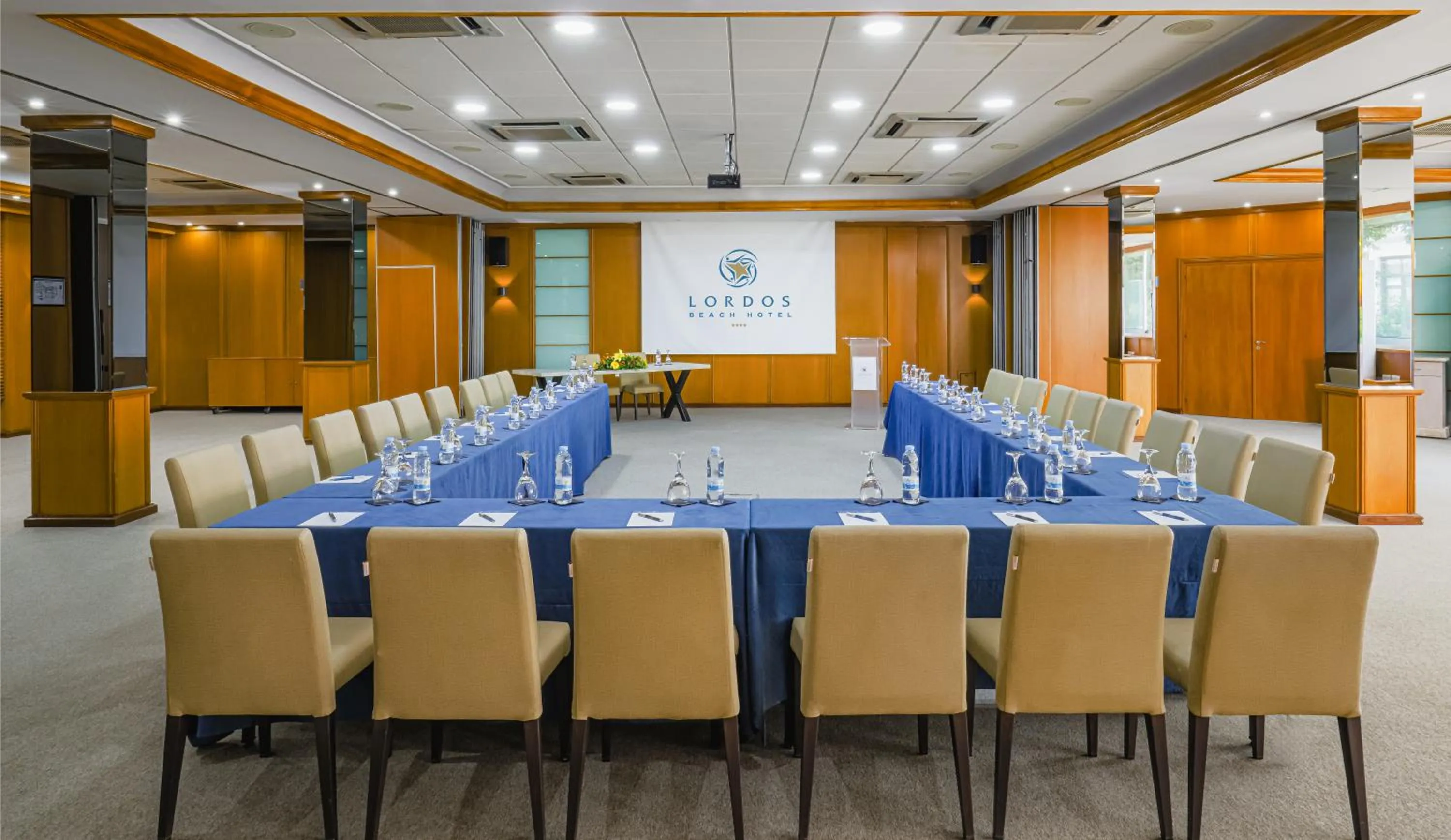 Meeting/conference room in Lordos Beach Hotel & Spa