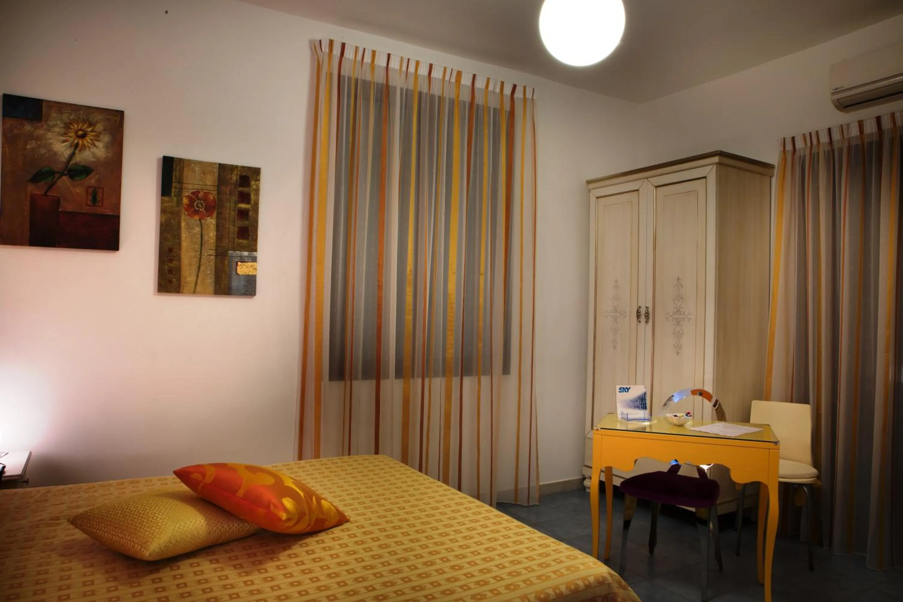 Bedroom, Bed in B&B Il Mandorlo