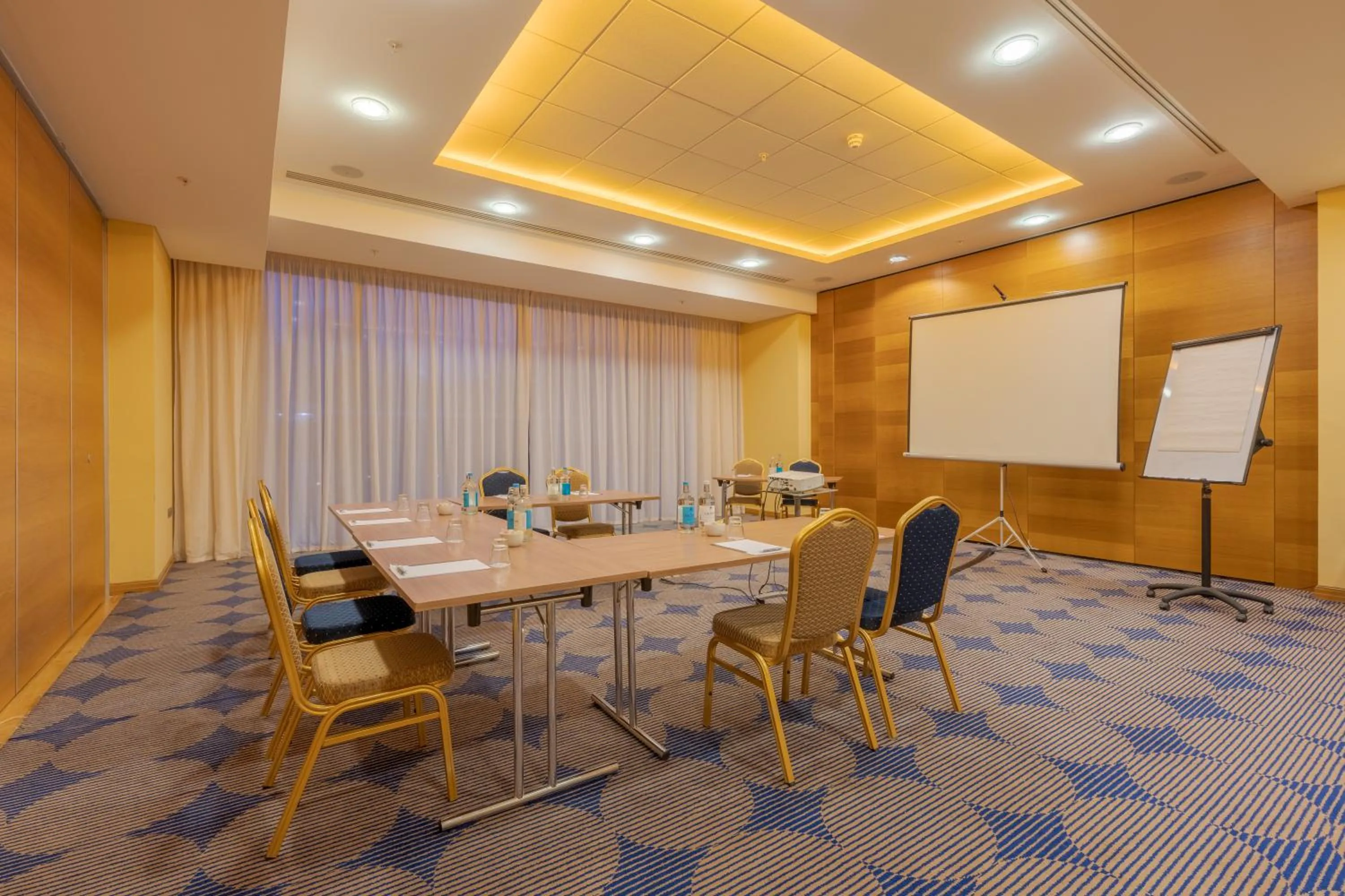 Meeting/conference room in Pestana Chelsea Bridge Hotel & SPA