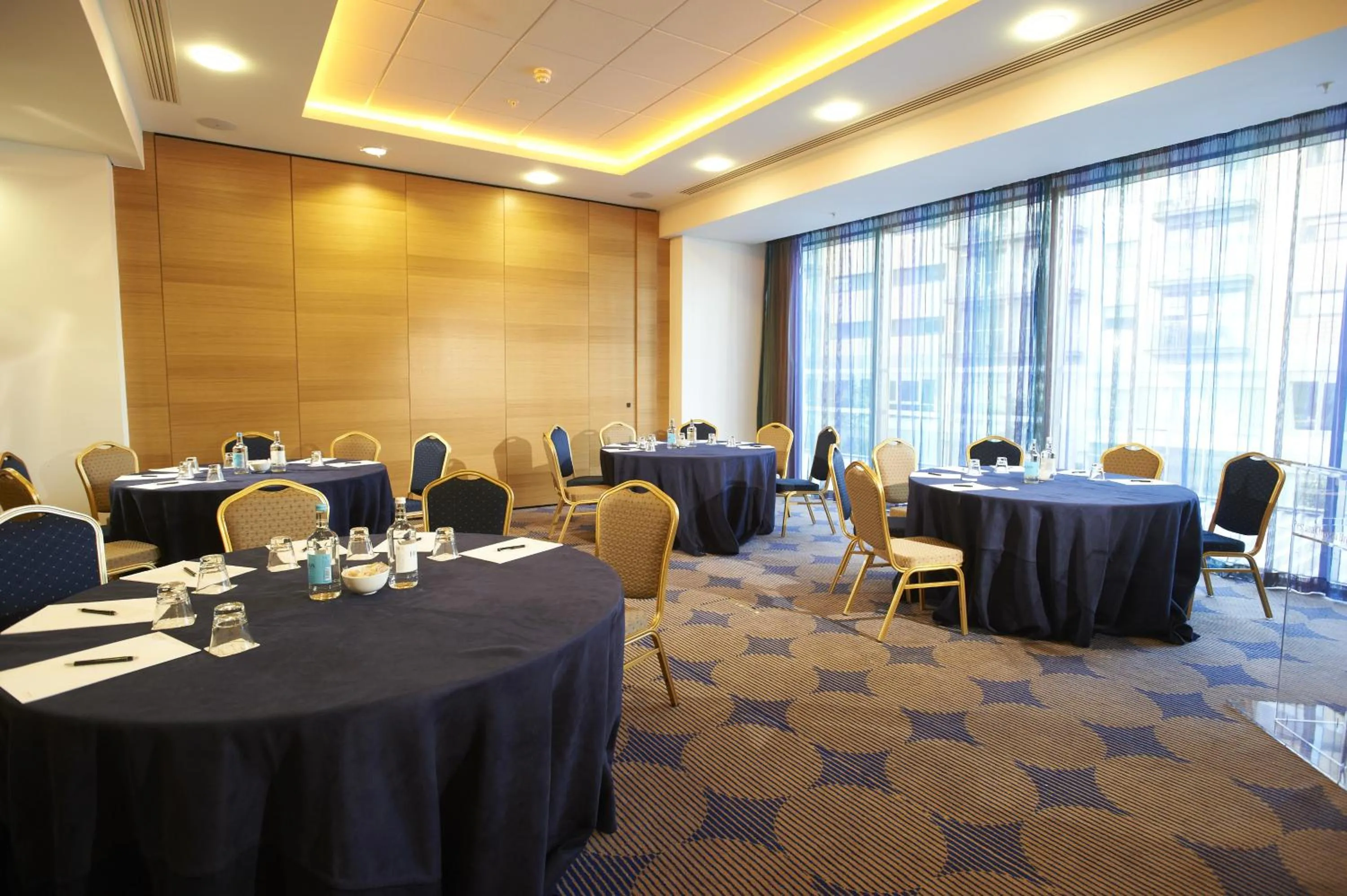 Banquet/Function facilities in Pestana Chelsea Bridge Hotel & SPA