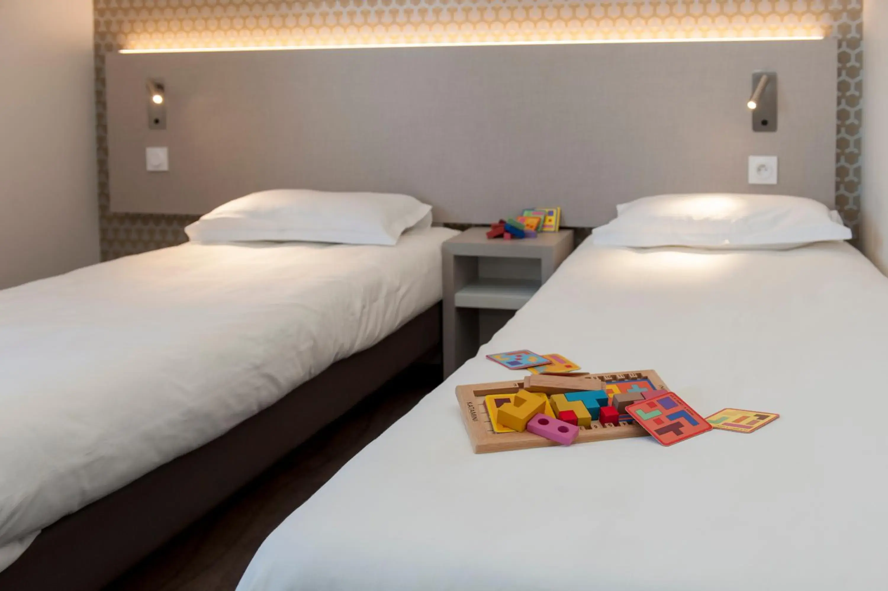 Bed in Brit Hotel Avignon Sud Le Calendal Bed in Brit Hotel Avignon Sud Le Calendal