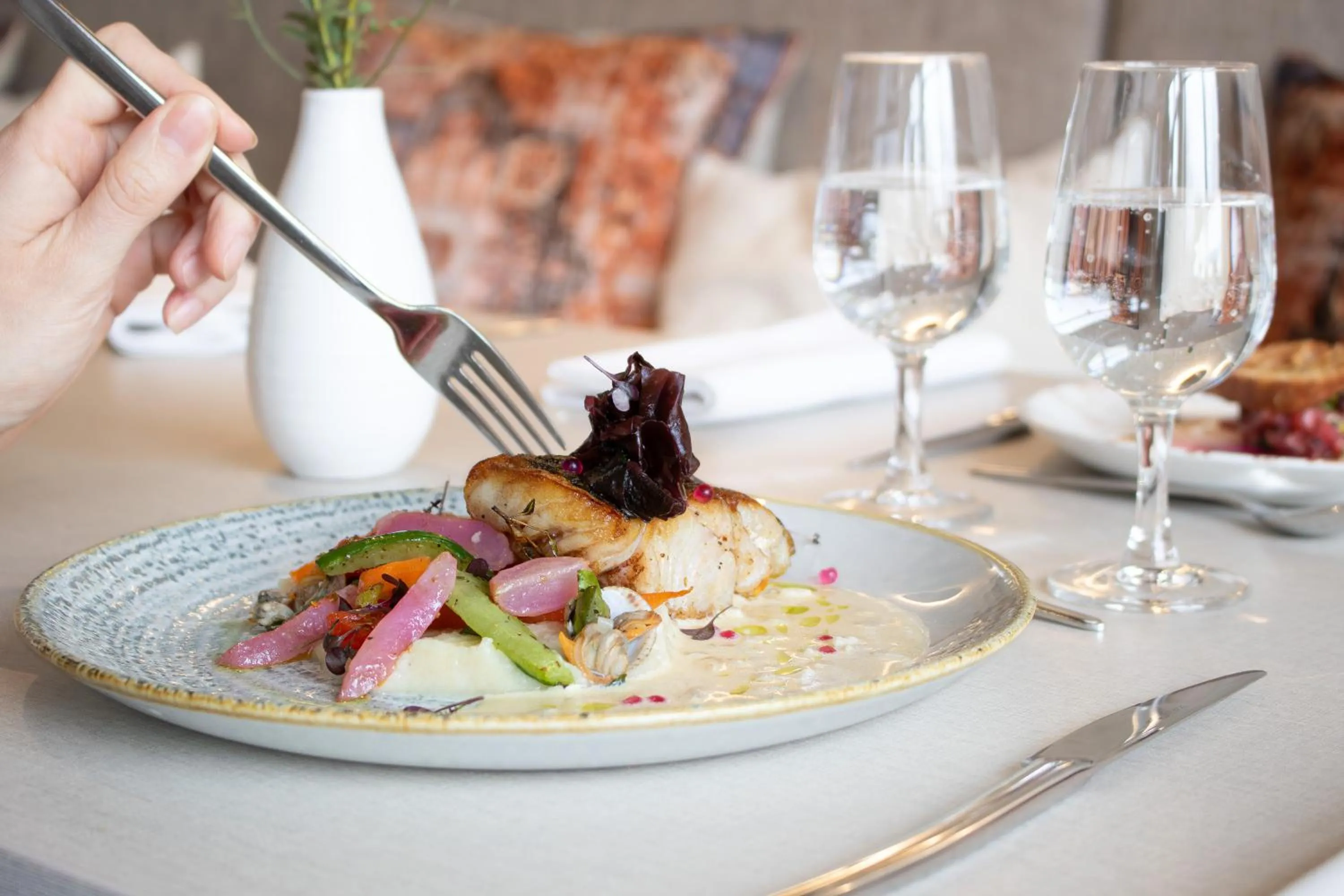 Restaurant/places to eat in Brit Hotel Avignon Sud Le Calendal