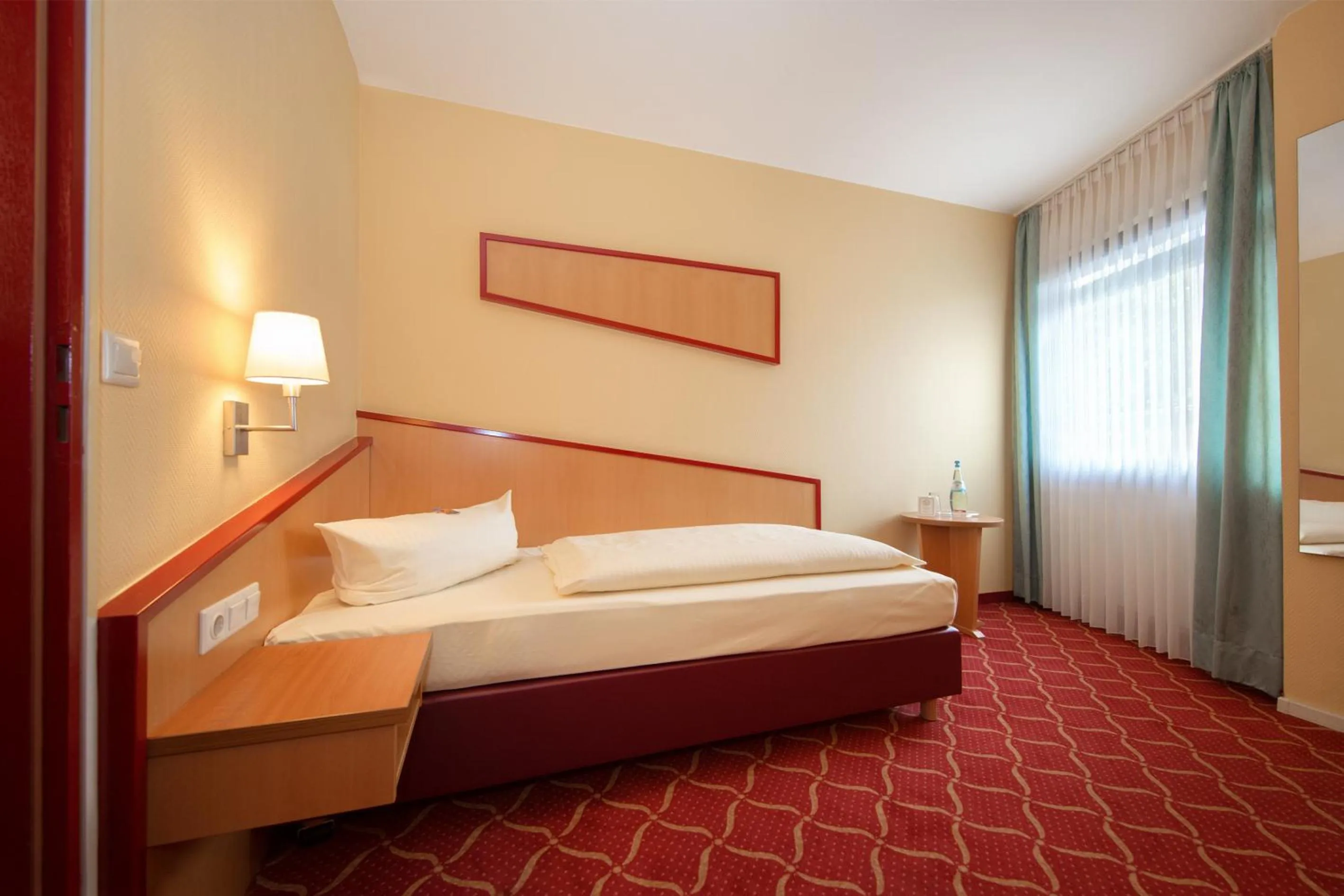 Bed in Montana Hotel