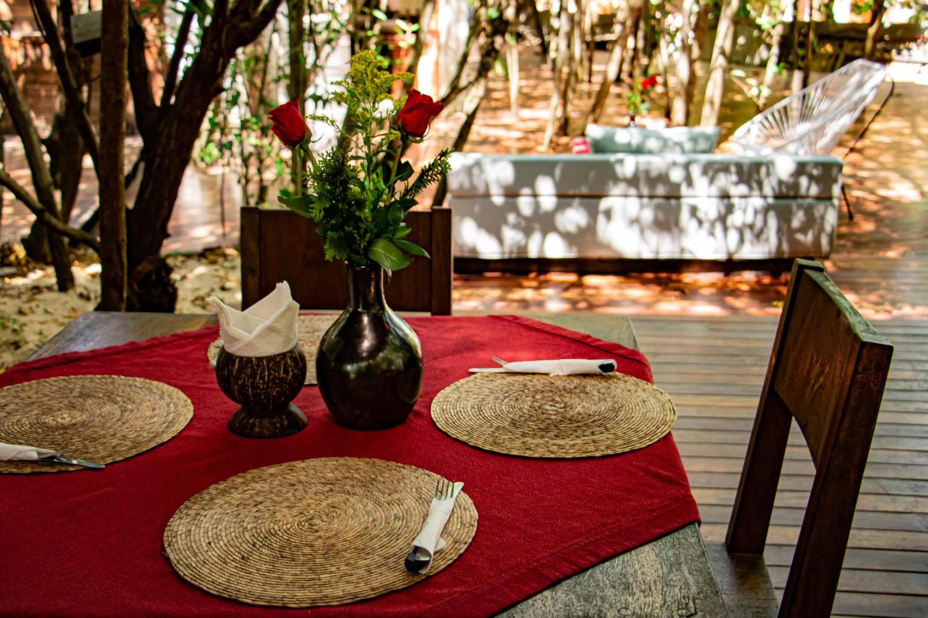 Restaurant/places to eat in Hotel Noga