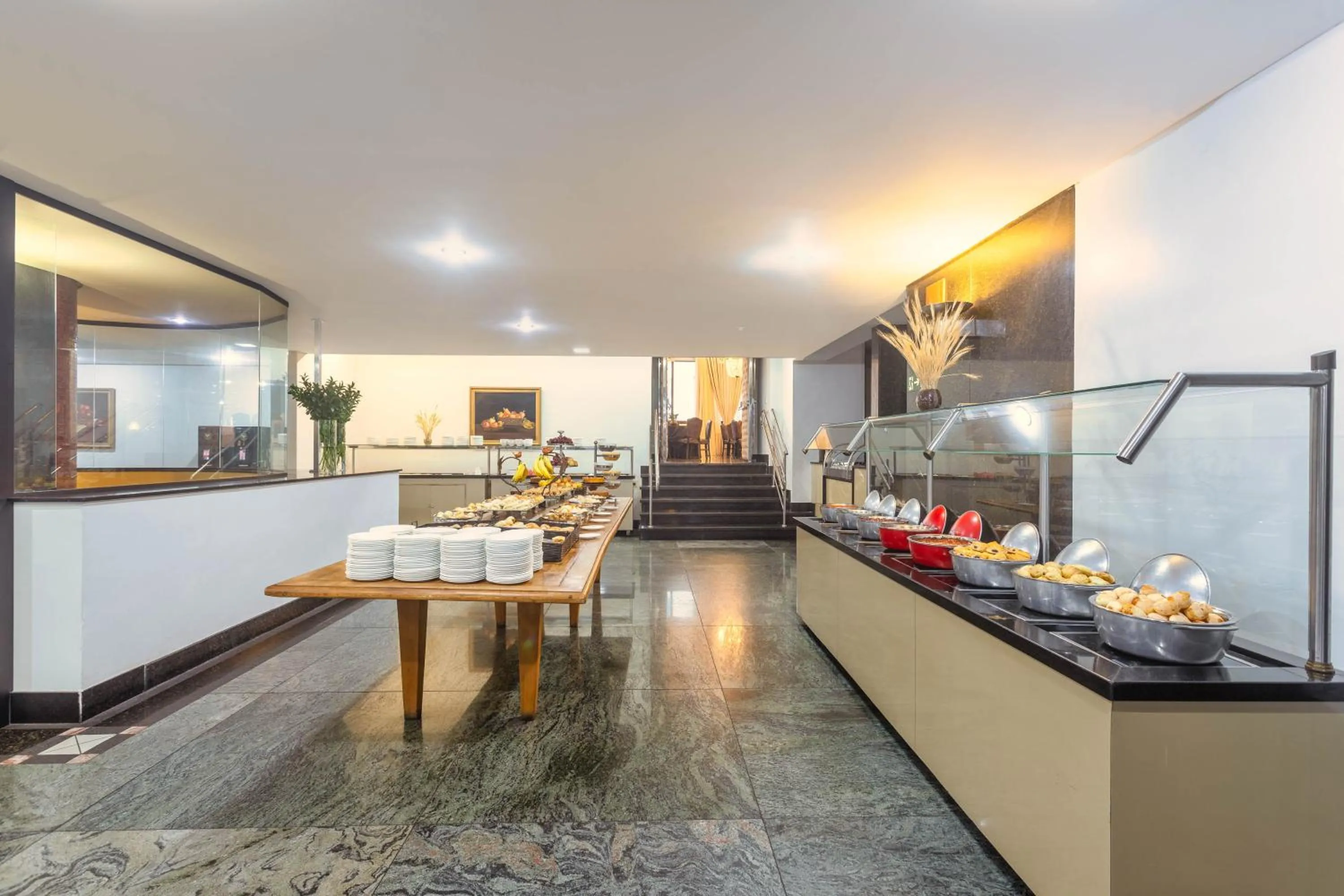 Breakfast in Ouro Minas Hotel Belo Horizonte, Dolce by Wyndham