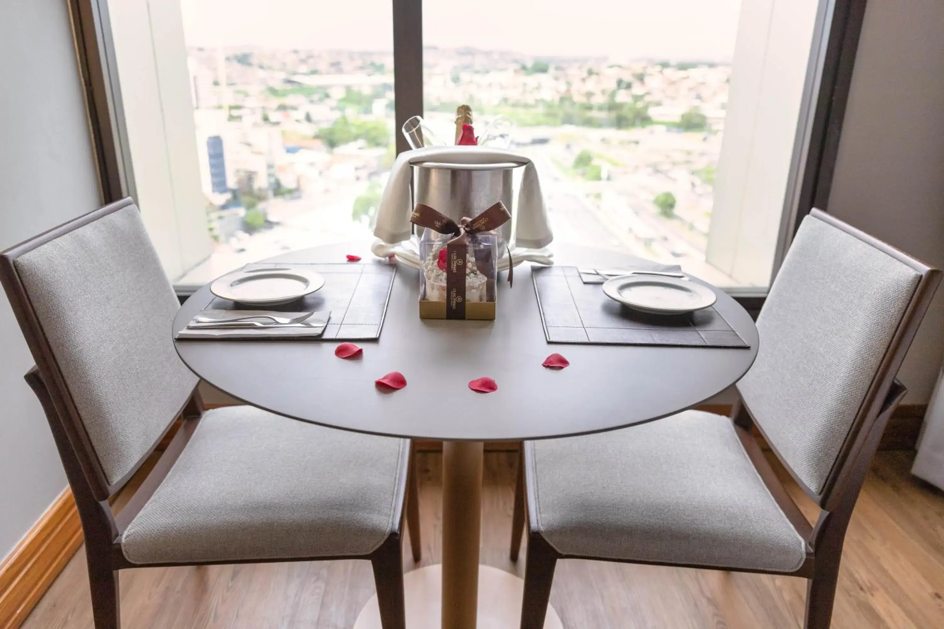 View (from property/room) in Ouro Minas Hotel Belo Horizonte, Dolce by Wyndham View (from property/room) in Ouro Minas Hotel Belo Horizonte, Dolce by Wyndham