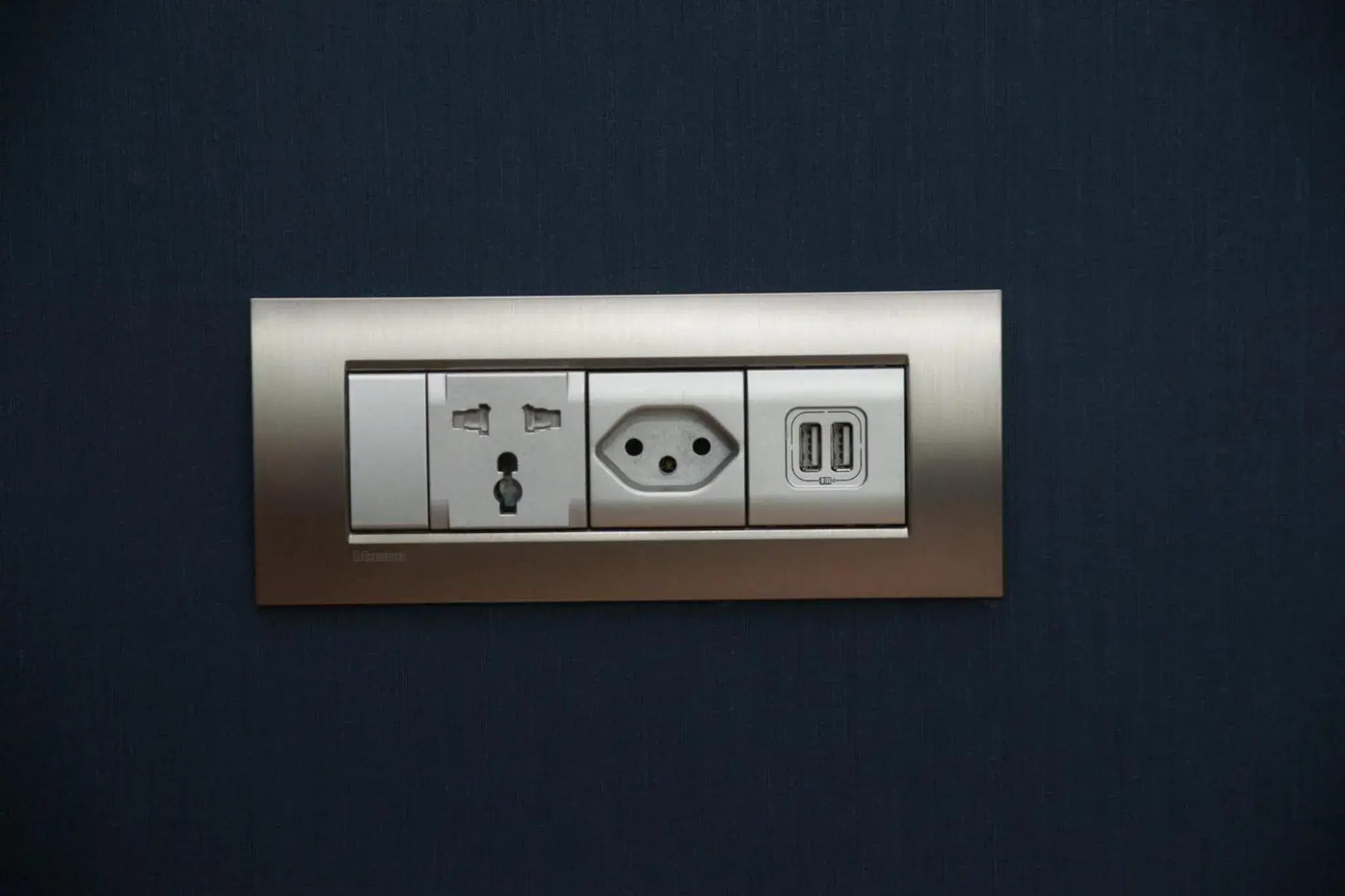 Standard Double Room with Sofa Bed in Holiday Inn Express Zürich Airport by IHG Standard Double Room with Sofa Bed in Holiday Inn Express Zürich Airport by IHG